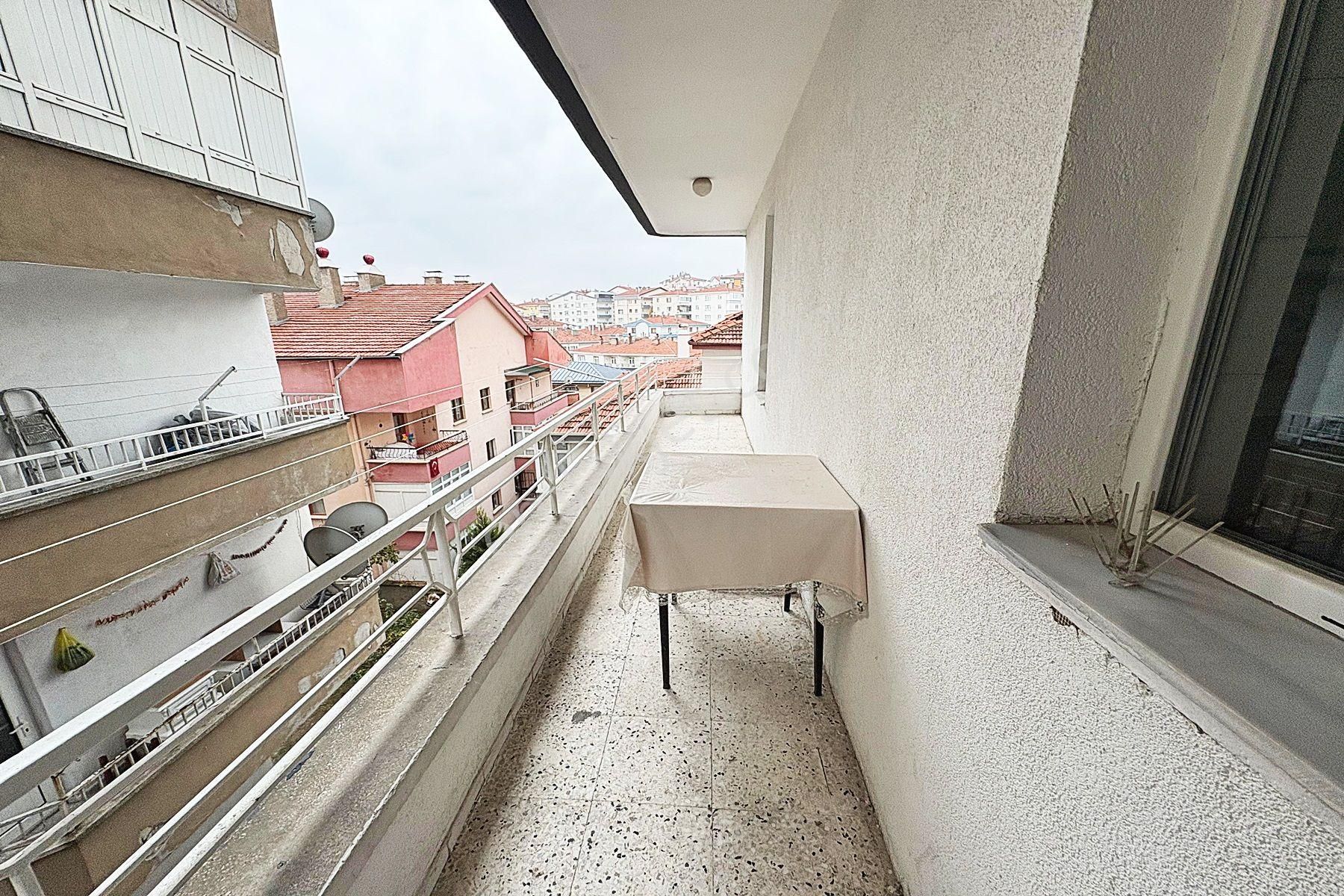 19 Mayıs Cad Yakını 3.kat Konumlu 3+1 Güney Kiralık Daire - Görsel 9