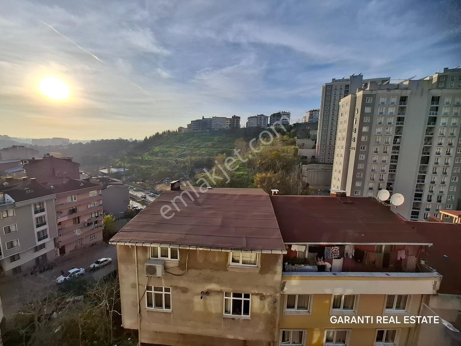 Garanti Gayrimenkul'den Barbaros Caddesi İbb Blokları Karşısında - Görsel 15