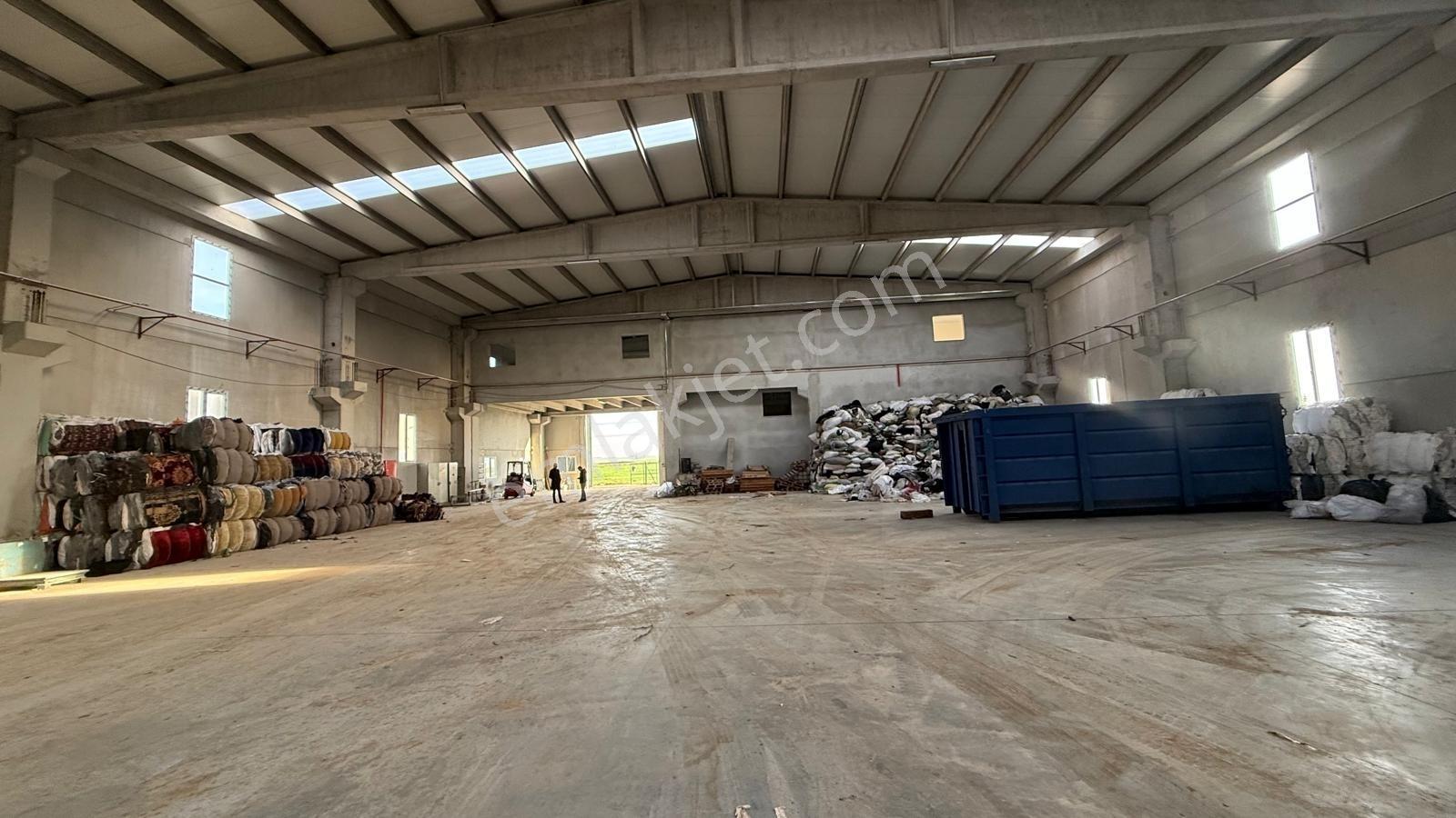 Turyaptan Velimeşe De 3000 M2 Kiralık Lojistik & Depolama Tesisi - Görsel 16