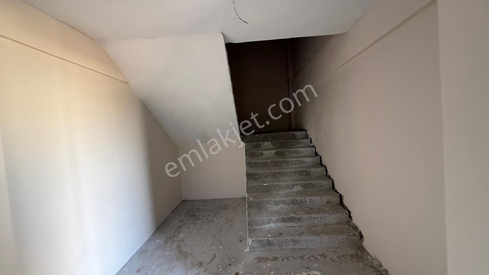 Turyaptan Velimeşe De 3000 M2 Kiralık Lojistik & Depolama Tesisi - Görsel 19