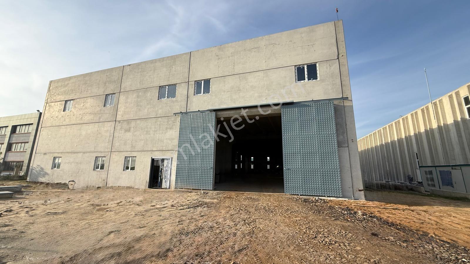 Turyaptan Velimeşe De 3000 M2 Kiralık Lojistik & Depolama Tesisi - Görsel 3