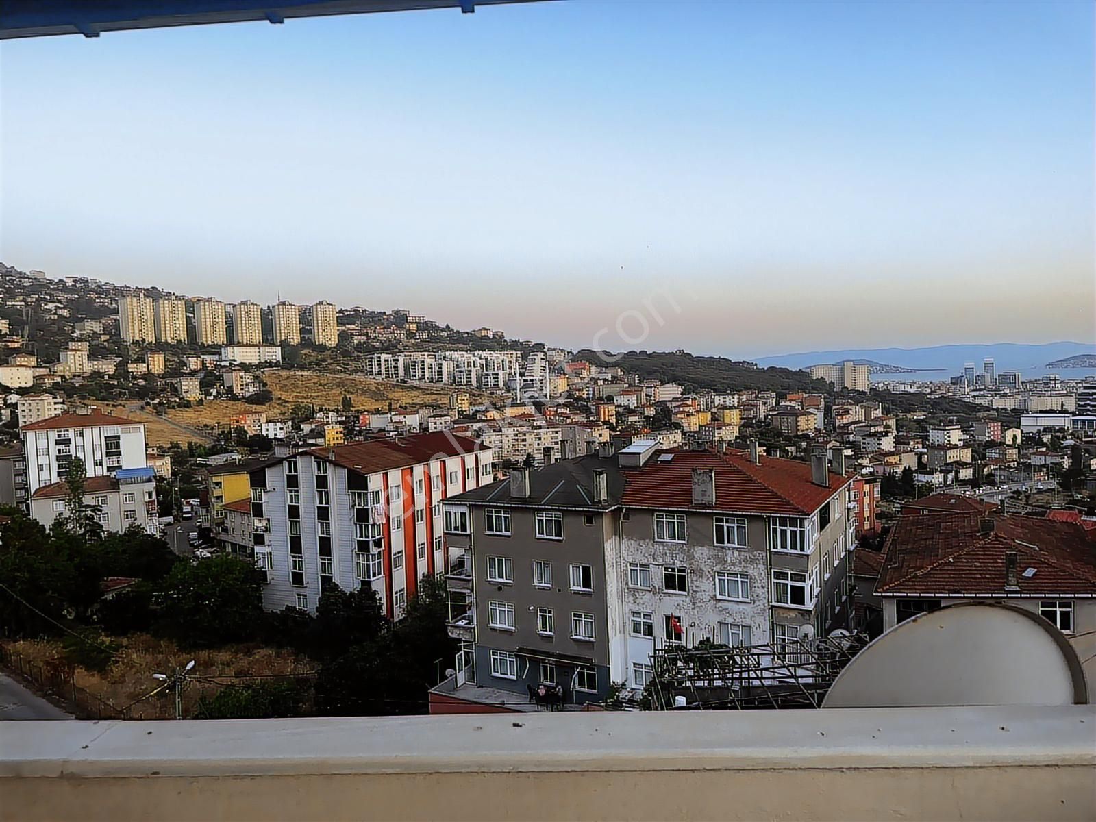 Melek Demir Gayrimenkulden Maltepe Başıbüyükte 2+1 Daire - Görsel 6