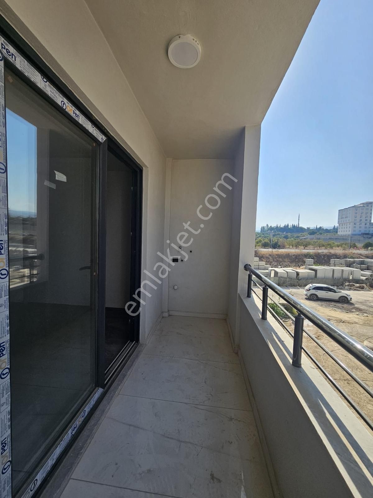 Çevre Yolunda 2+1 Kiralık Sıfır Dair - Görsel 24