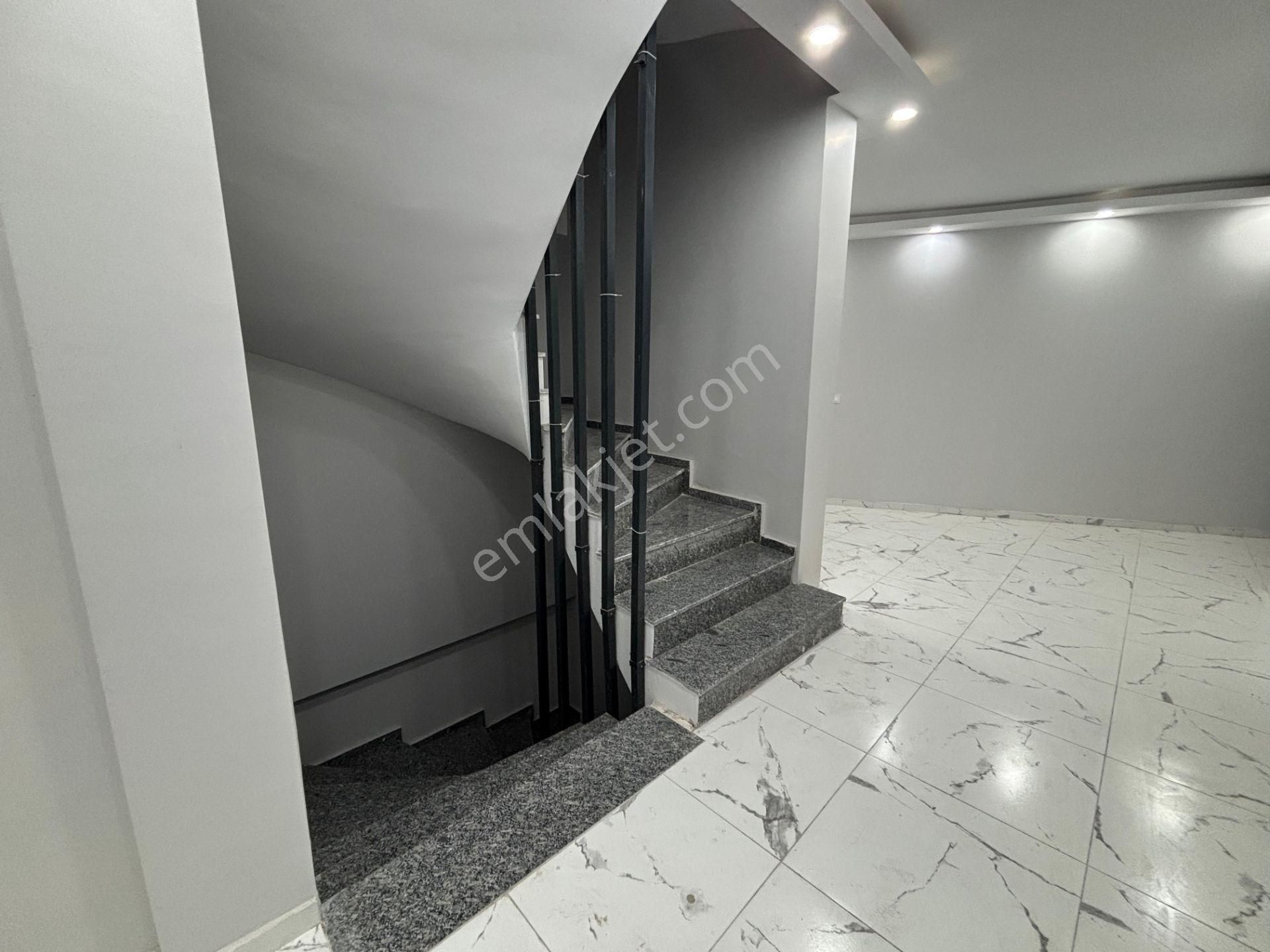 Tokay'dan Cumhuriyet Mh1+1 Ankanstre Mevcuttur Okulların Karşısı - Görsel 28