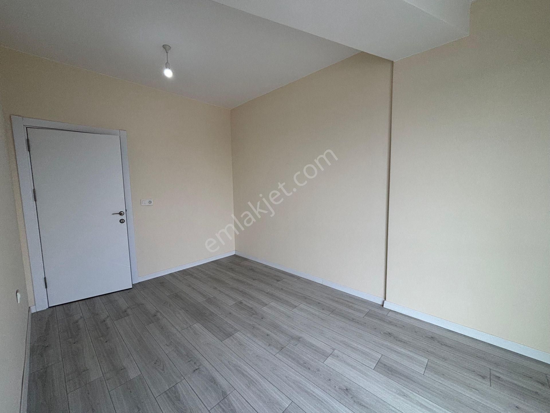 Tokay'dan Cumhuriyet Mh1+1 Ankanstre Mevcuttur Okulların Karşısı - Görsel 18