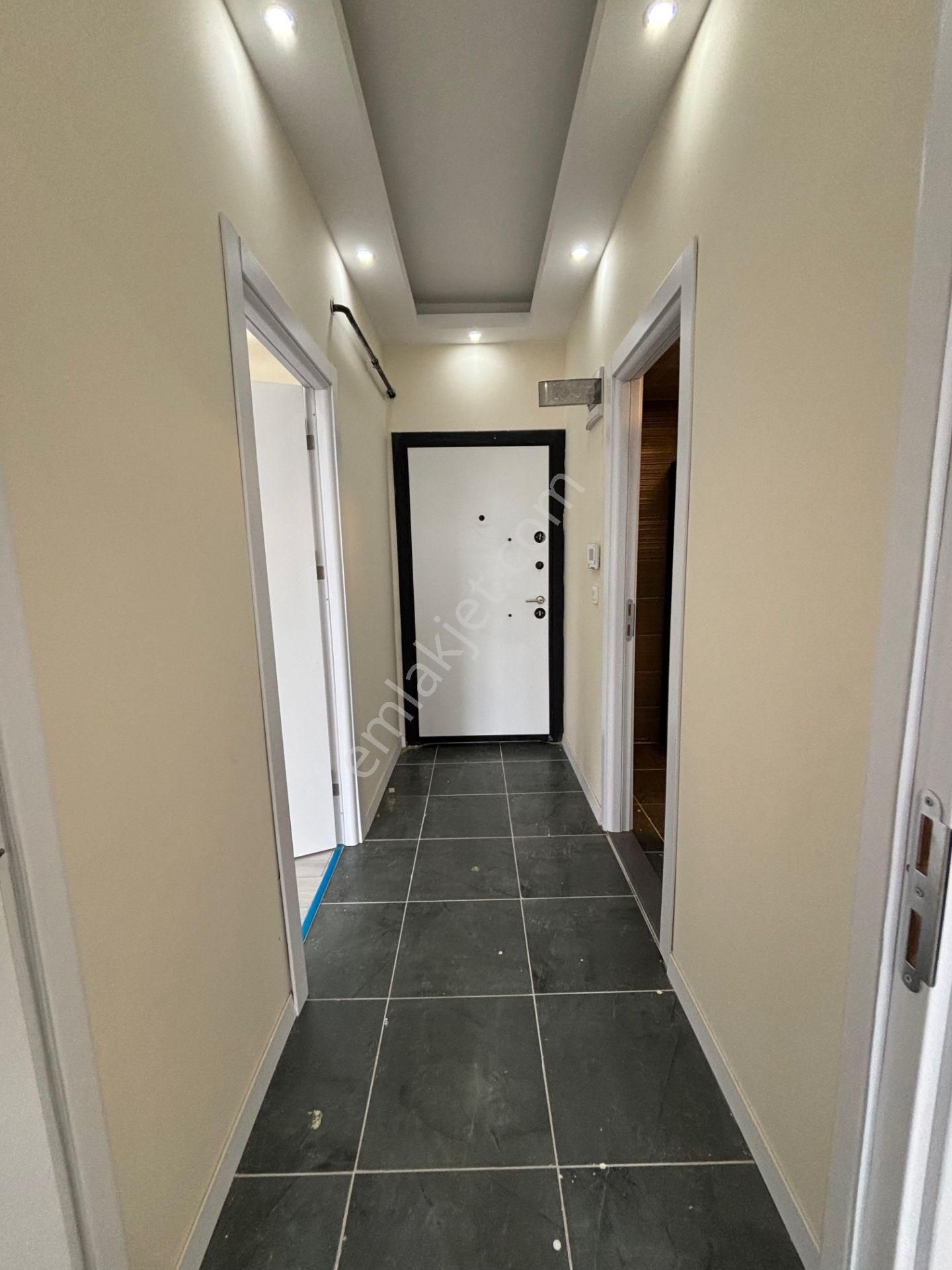 Tokay'dan Cumhuriyet Mh1+1 Ankanstre Mevcuttur Okulların Karşısı - Görsel 20