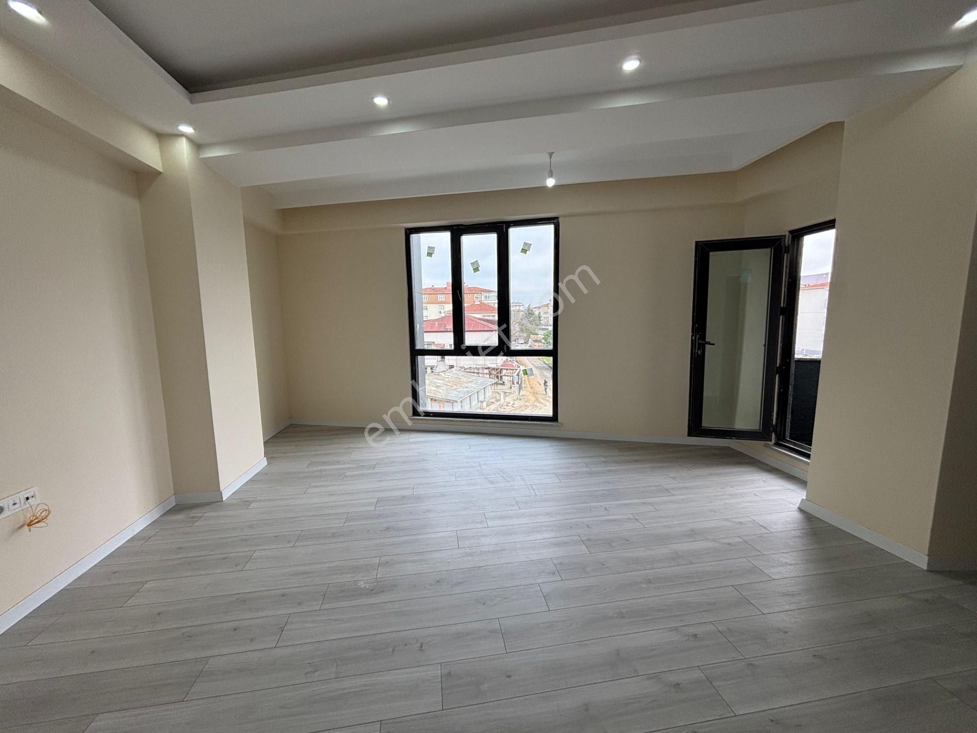 Tokay'dan Cumhuriyet Mh1+1 Ankanstre Mevcuttur Okulların Karşısı - Görsel 3