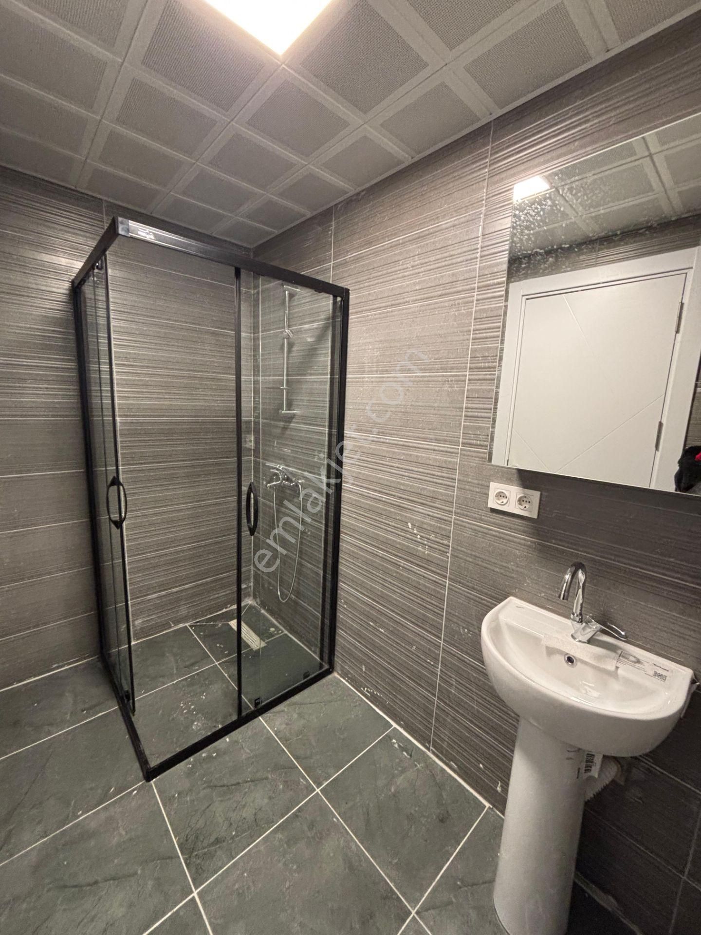 Tokay'dan Cumhuriyet Mh1+1 Ankanstre Mevcuttur Okulların Karşısı - Görsel 21