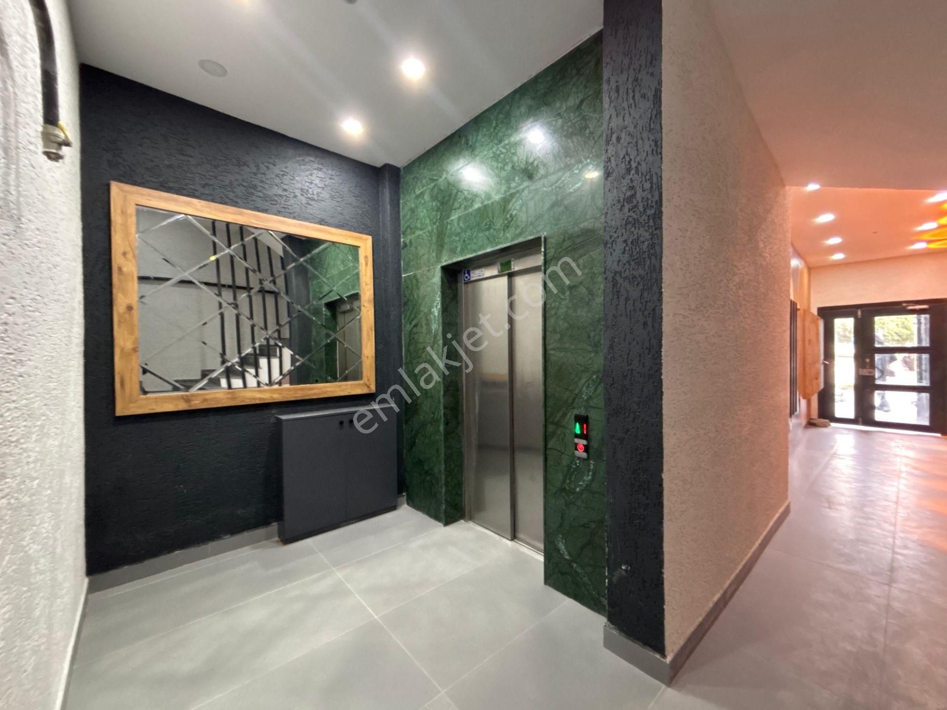 Tokay'dan Cumhuriyet Mh1+1 Ankanstre Mevcuttur Okulların Karşısı - Görsel 25