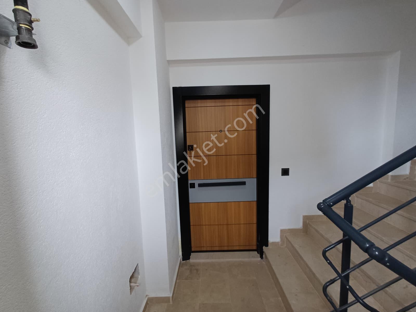 Çayırova Emek Mah. Lüx,geniş Ve Kullanışlı Satılık 3+1 Sıfır Daire - Görsel 3