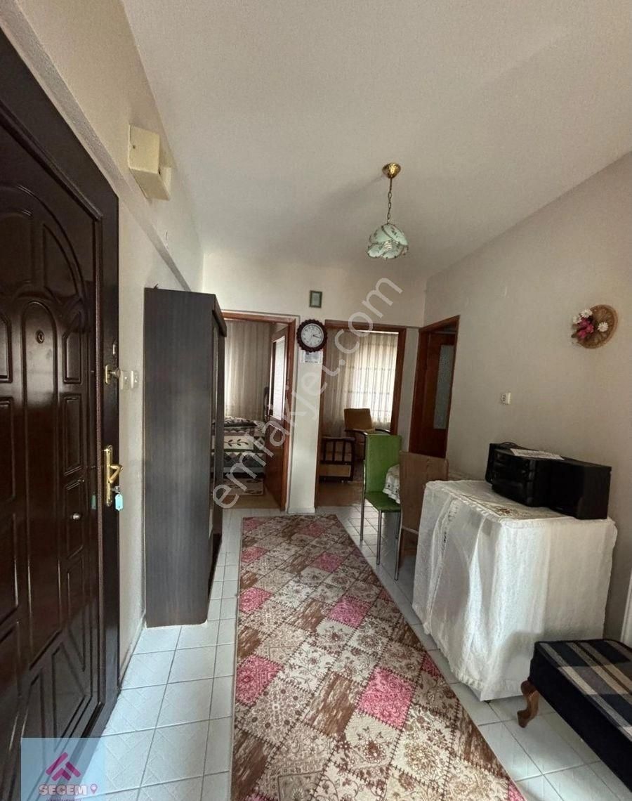 Çınarlı Mahallesi Adalet Caddesi Yakını 2+1 Satılık Daire - Görsel 8