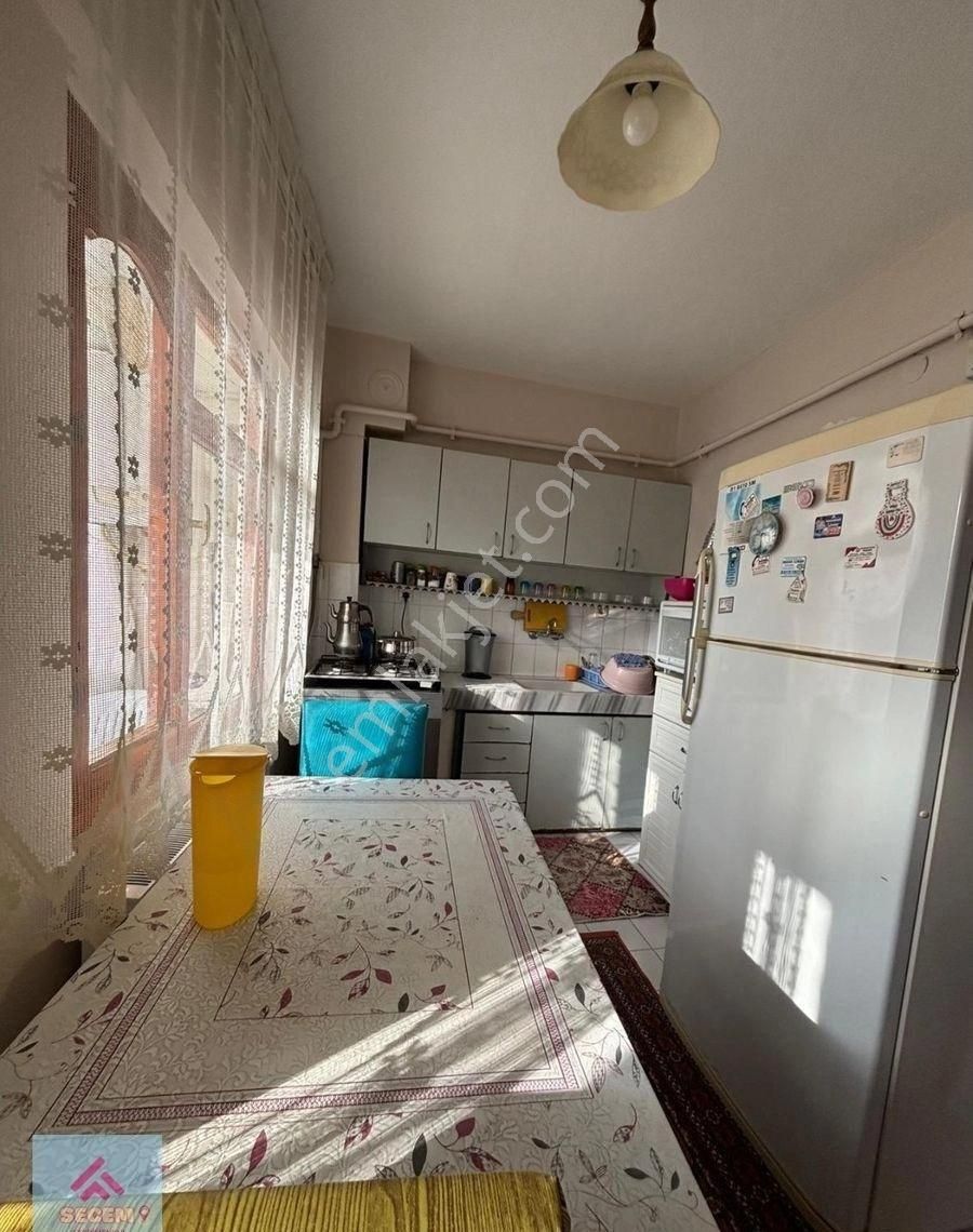 Çınarlı Mahallesi Adalet Caddesi Yakını 2+1 Satılık Daire - Görsel 17