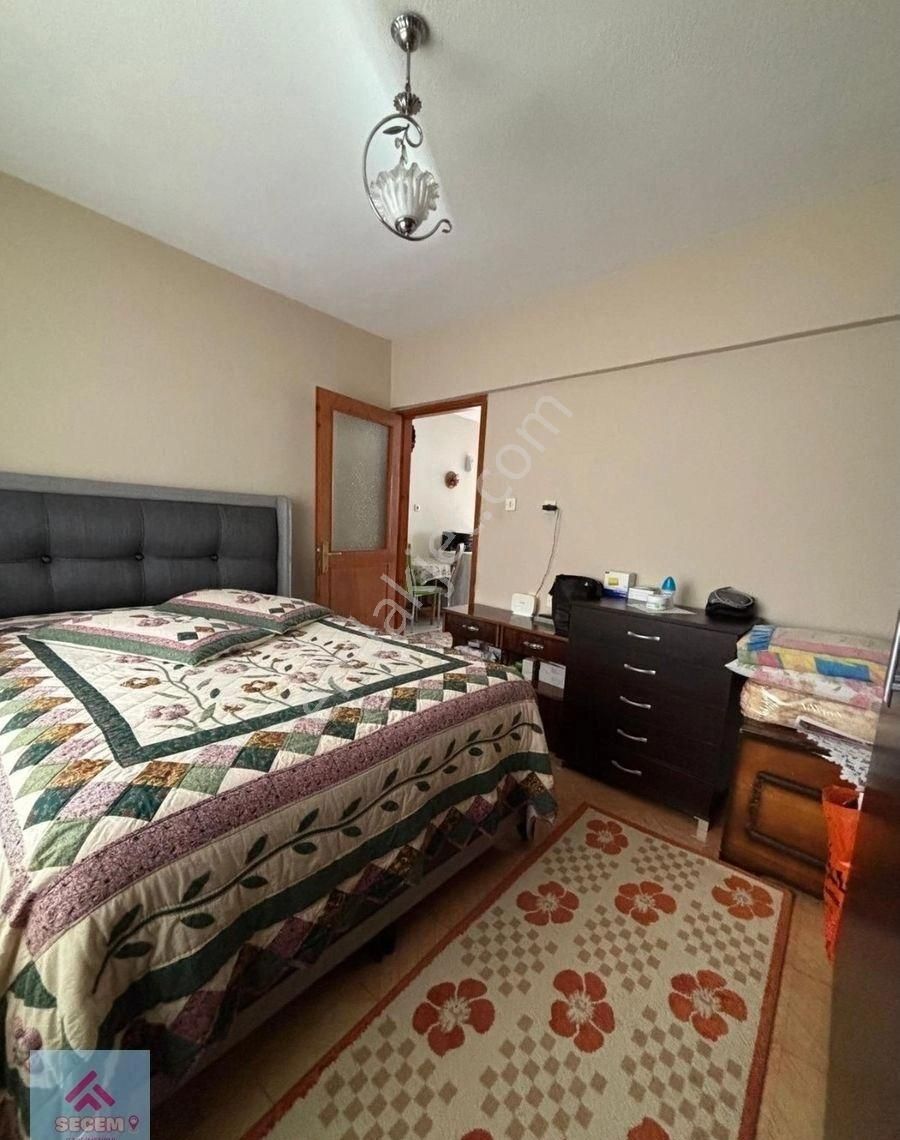 Çınarlı Mahallesi Adalet Caddesi Yakını 2+1 Satılık Daire - Görsel 21