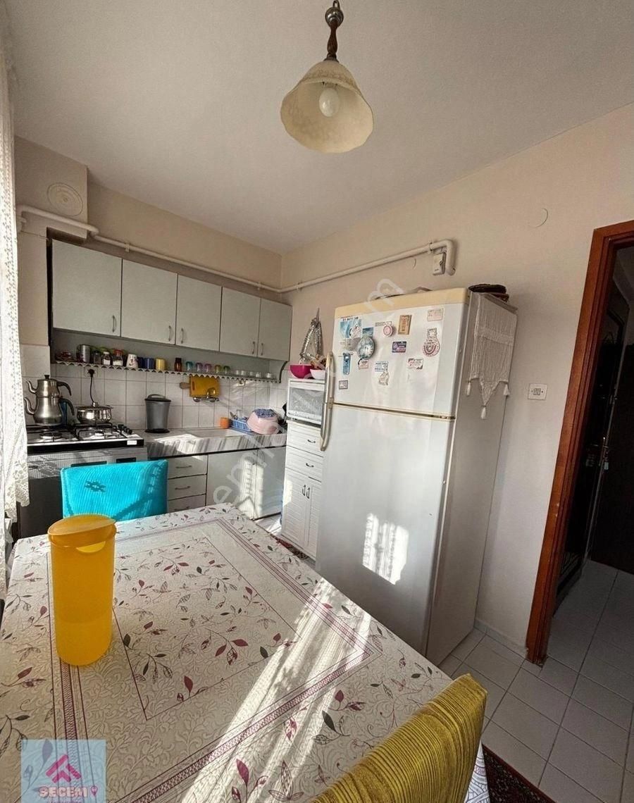 Çınarlı Mahallesi Adalet Caddesi Yakını 2+1 Satılık Daire - Görsel 13