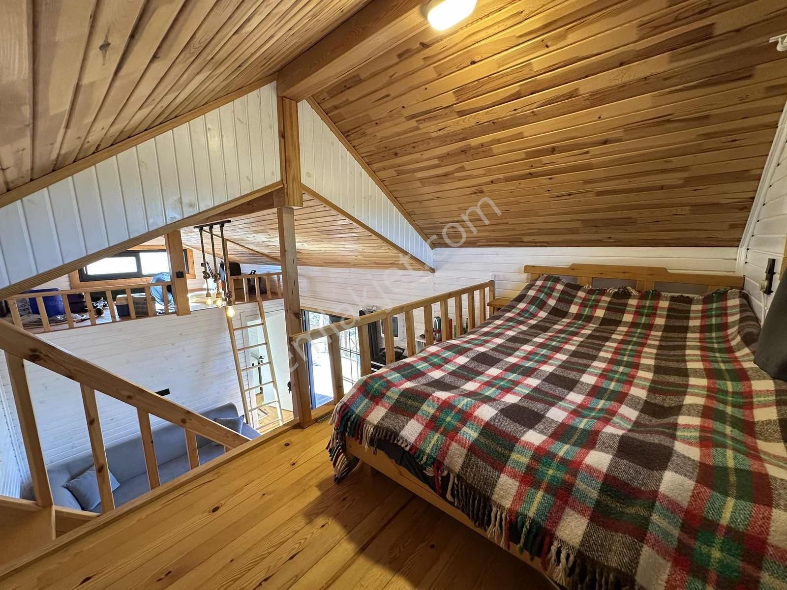 451m2 İmarlı Arsa Üzerinde Ahşap Ev Şehire Yakın Doğa Yaşamı - Görsel 23