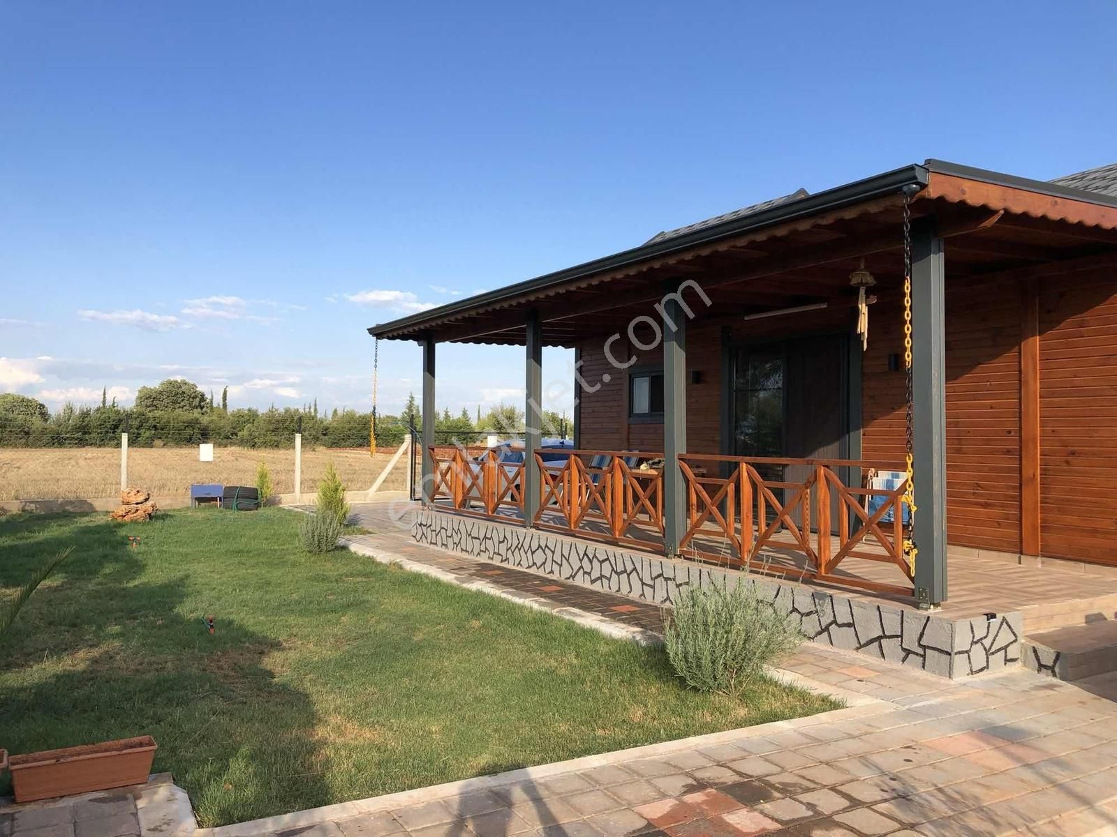 451m2 İmarlı Arsa Üzerinde Ahşap Ev Şehire Yakın Doğa Yaşamı - Görsel 13