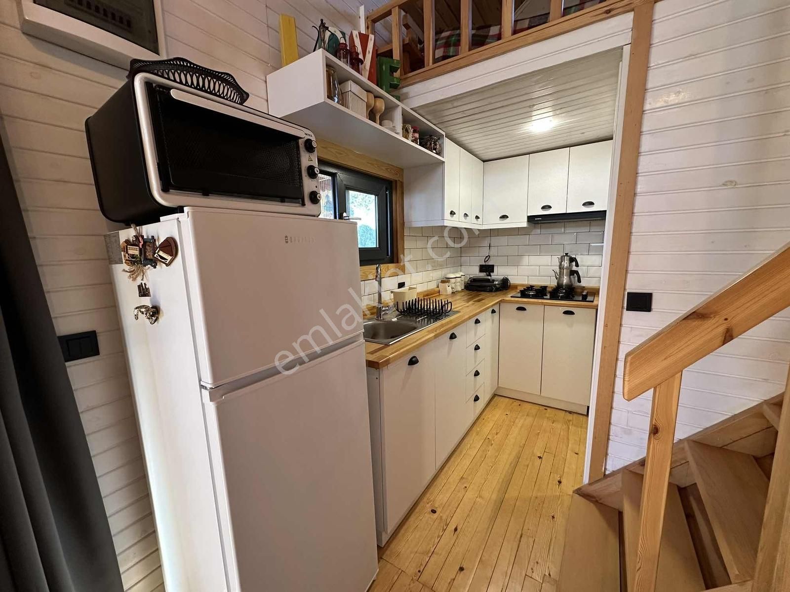 451m2 İmarlı Arsa Üzerinde Ahşap Ev Şehire Yakın Doğa Yaşamı - Görsel 11