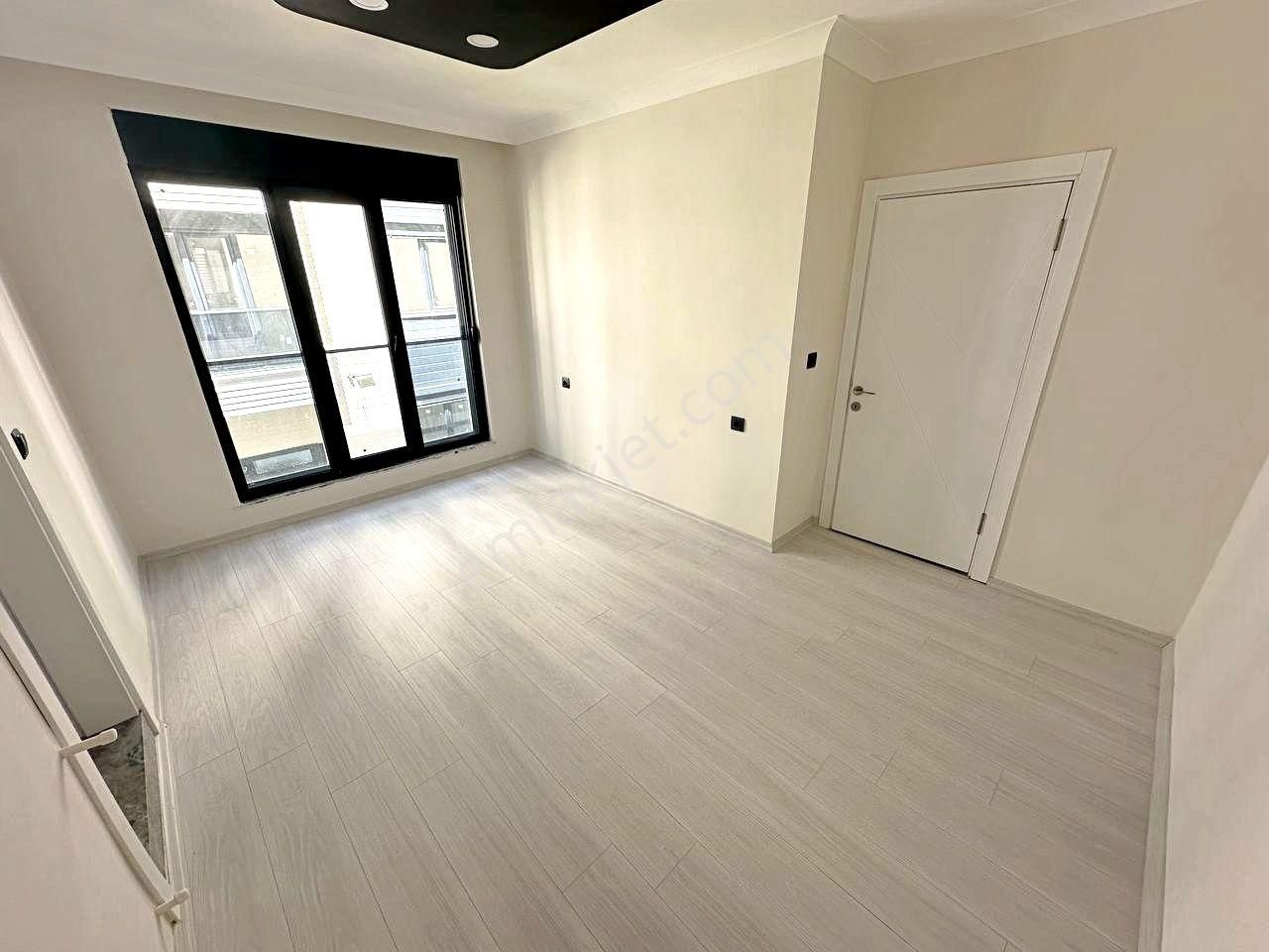 Altınkum'da Ayrı Mutfak Ara Kat Ebeveyn Banyolu 2+1 Satılık Daire - Görsel 27