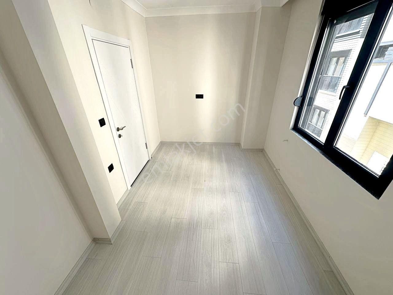 Altınkum'da Ayrı Mutfak Ara Kat Ebeveyn Banyolu 2+1 Satılık Daire - Görsel 22