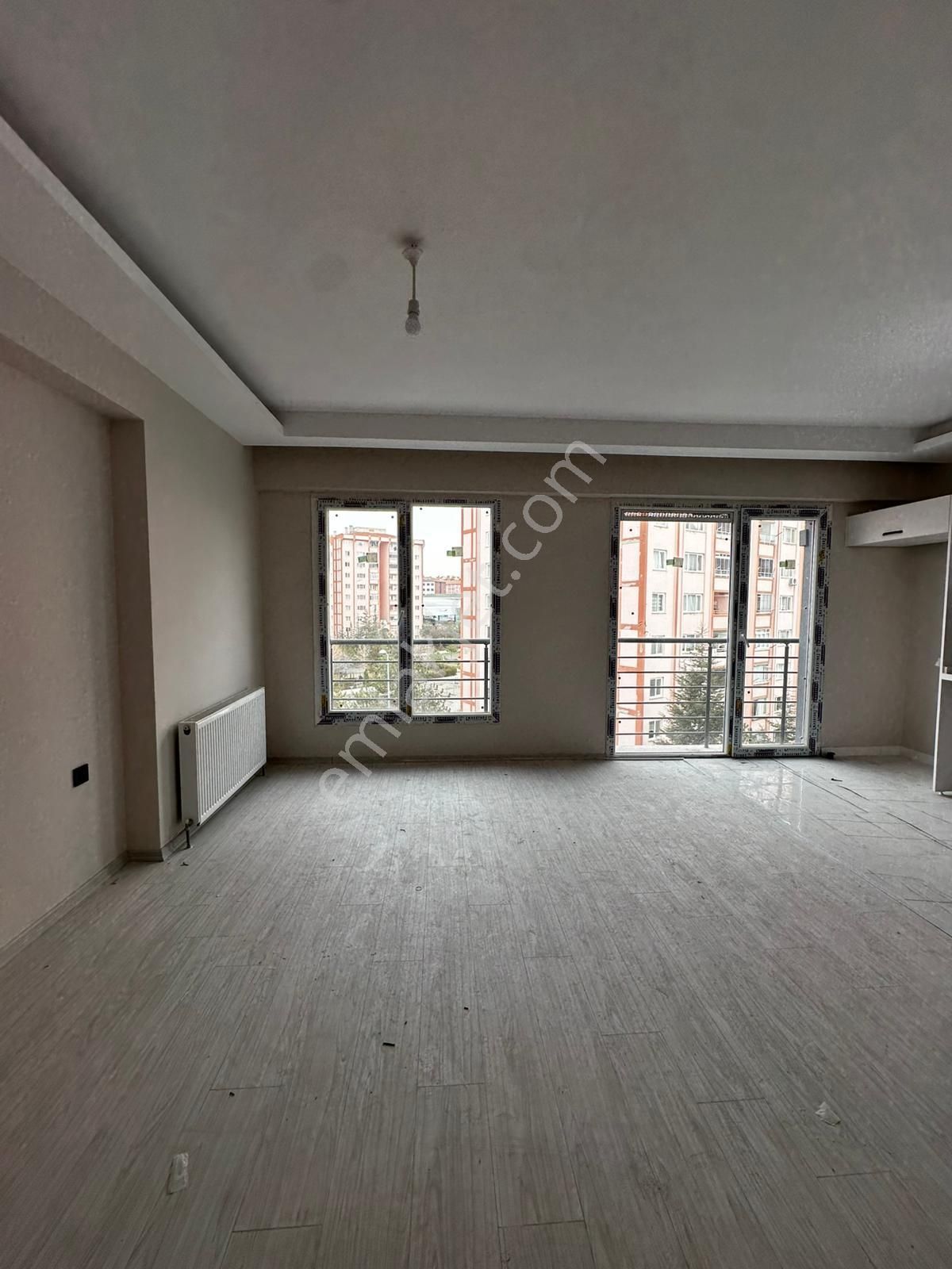 Demokrasi Mah. Cadde Üzeri 2+1 Sıfır Teslim Daire(köşe Daire) - Görsel 2