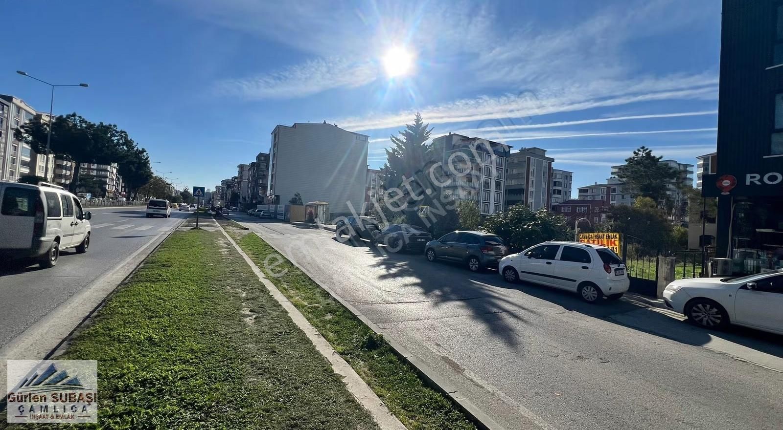 Çamlıcadan Anayola Cephe Emsalsiz Satılık Arsa