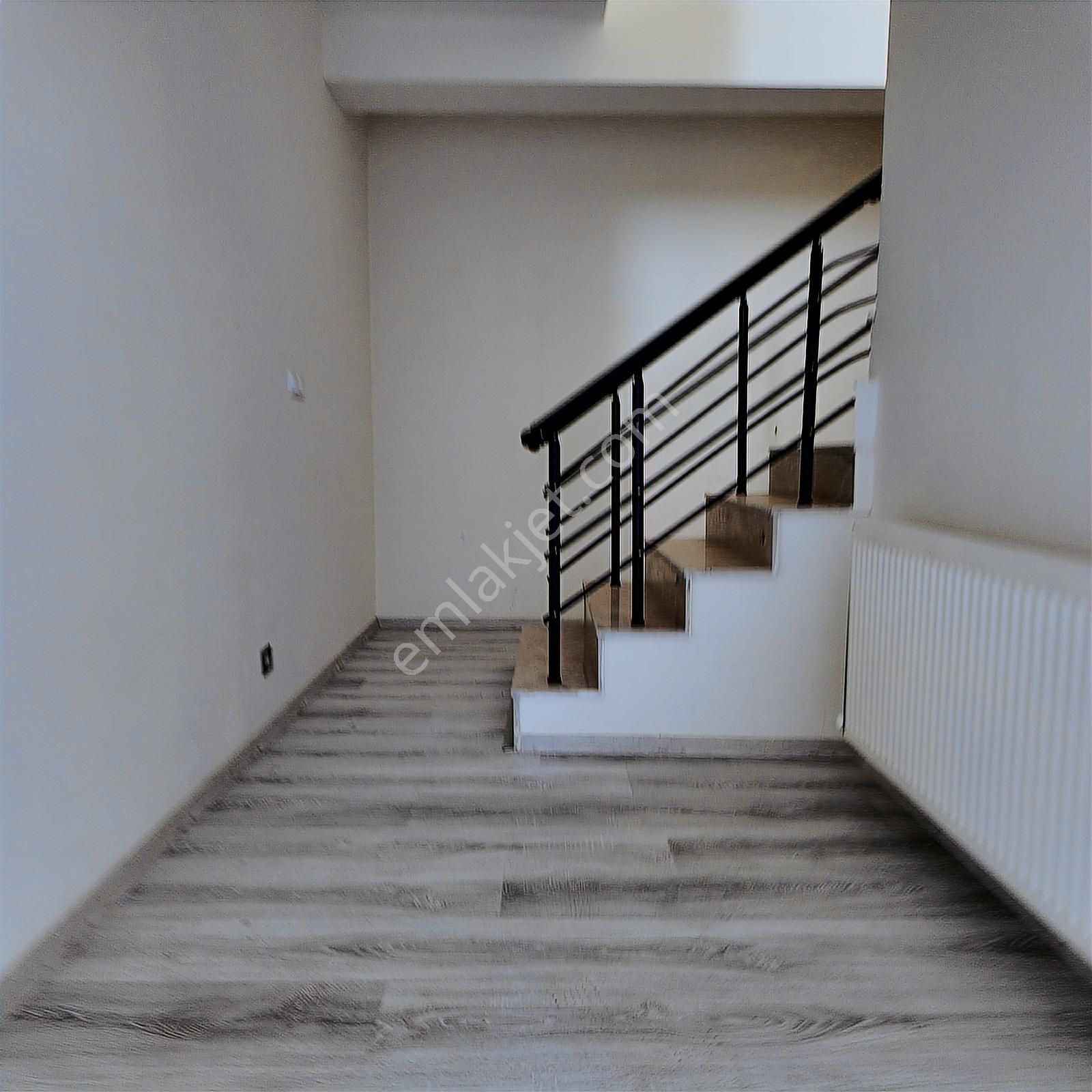 Gölet Prestij Caddesi 4+1 Asansörlü Otoparklı Fırsat Dubleks - Görsel 25