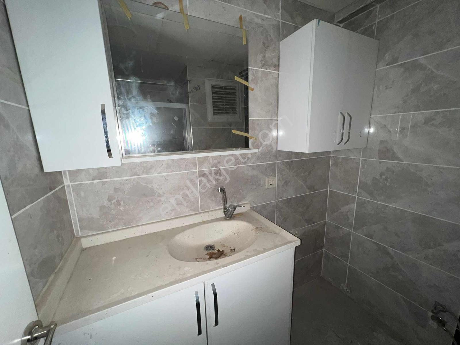 Akalın'dan İzmir Park Avm Yakını Ankastreli Doğalgazlı Kiralık - Görsel 16