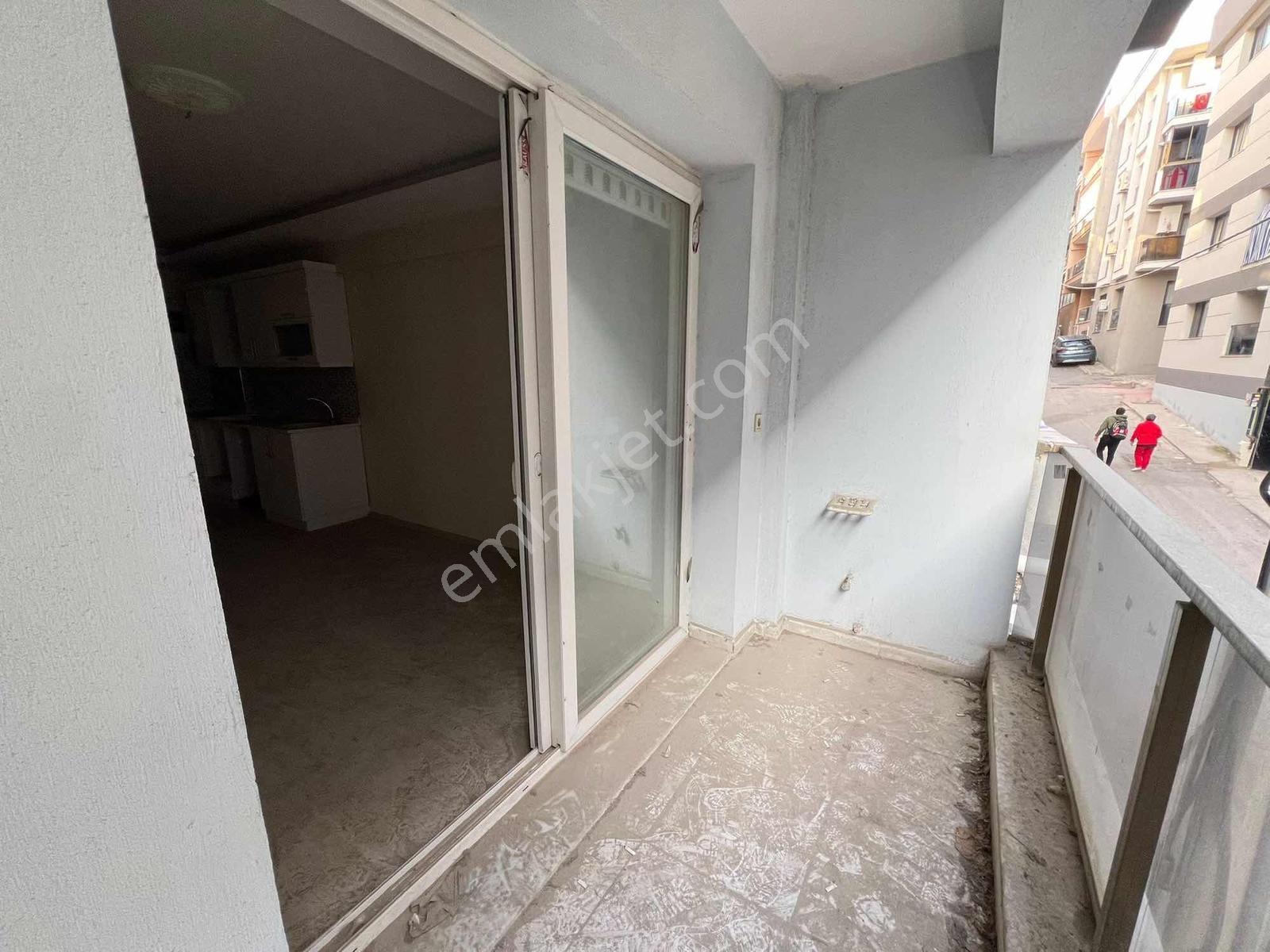 Akalın'dan İzmir Park Avm Yakını Ankastreli Doğalgazlı Kiralık - Görsel 9