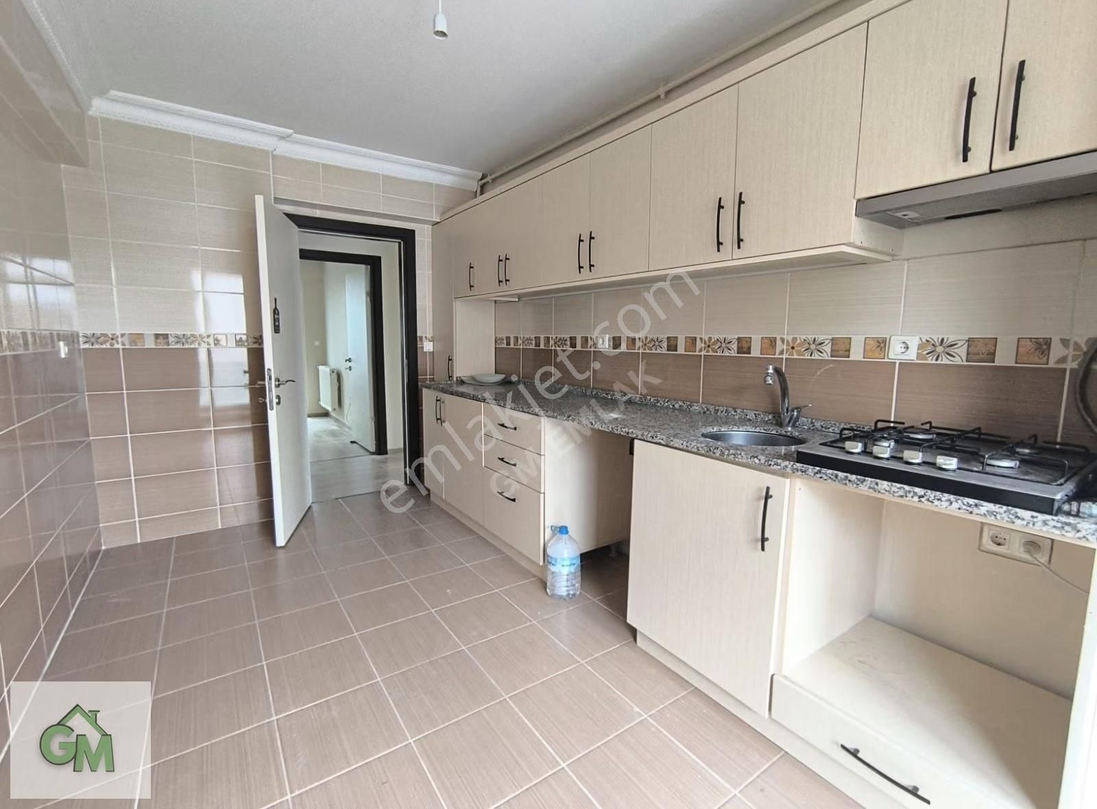 Gm'den Görüklede Aile Binasında Kiralık 2+1 Eşyasız Geniş Arakat - Görsel 12