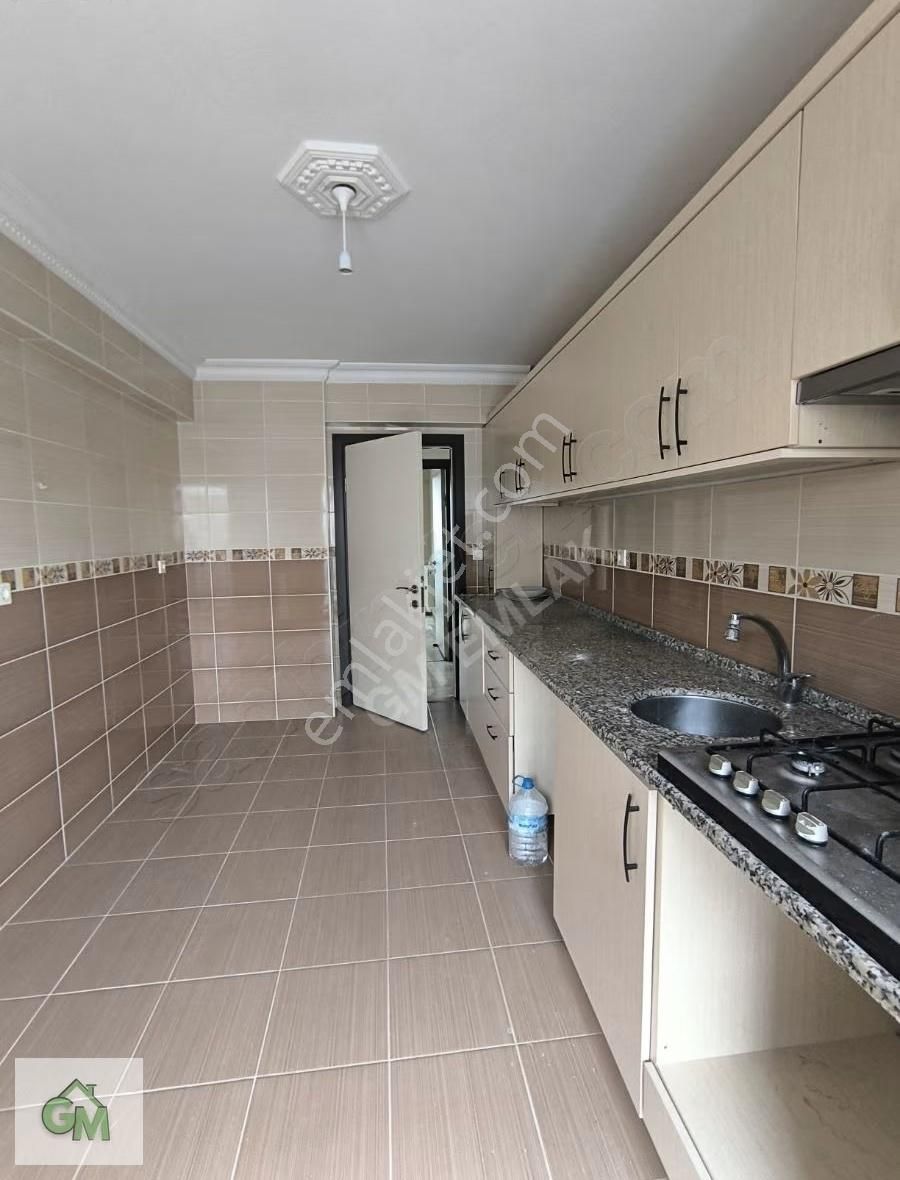 Gm'den Görüklede Aile Binasında Kiralık 2+1 Eşyasız Geniş Arakat - Görsel 8