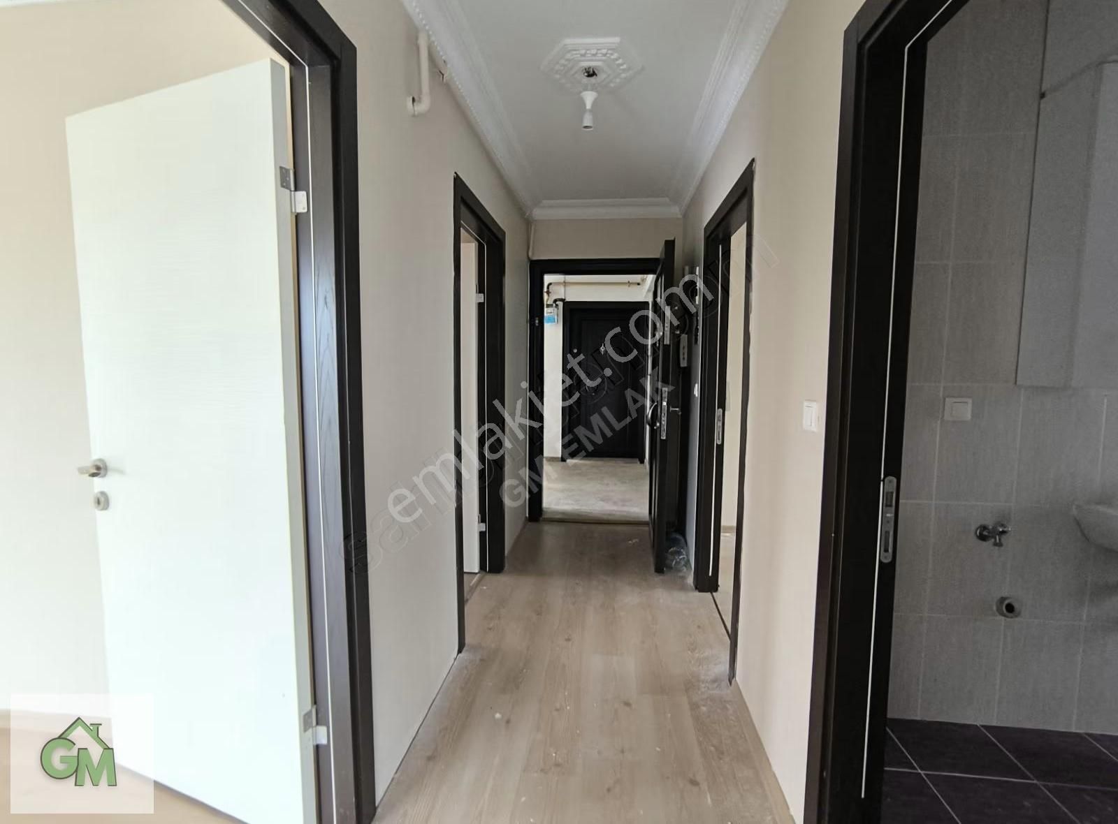 Gm'den Görüklede Aile Binasında Kiralık 2+1 Eşyasız Geniş Arakat - Görsel 7