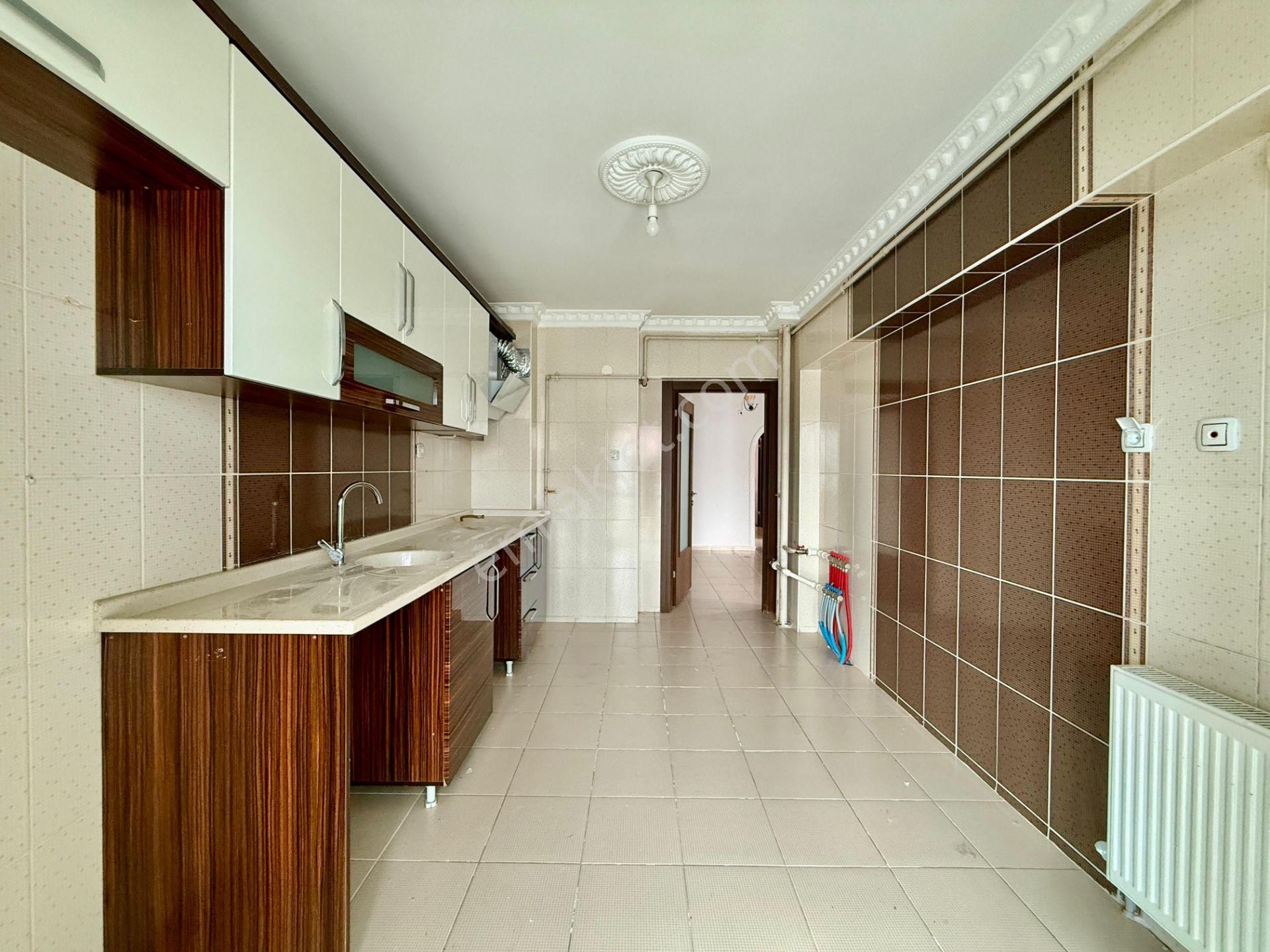 Kalecik Emlak'tan Site İçerisinde Asansörlü Merkezi Sistem 3+1 Daire - Görsel 3