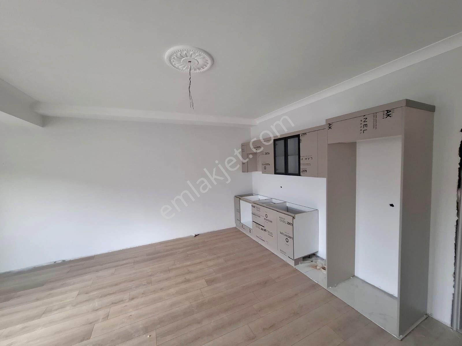 Akman'dan Hamidiye Mah.'de Bitme Aşamasında 2+1 Üst Kat Daire