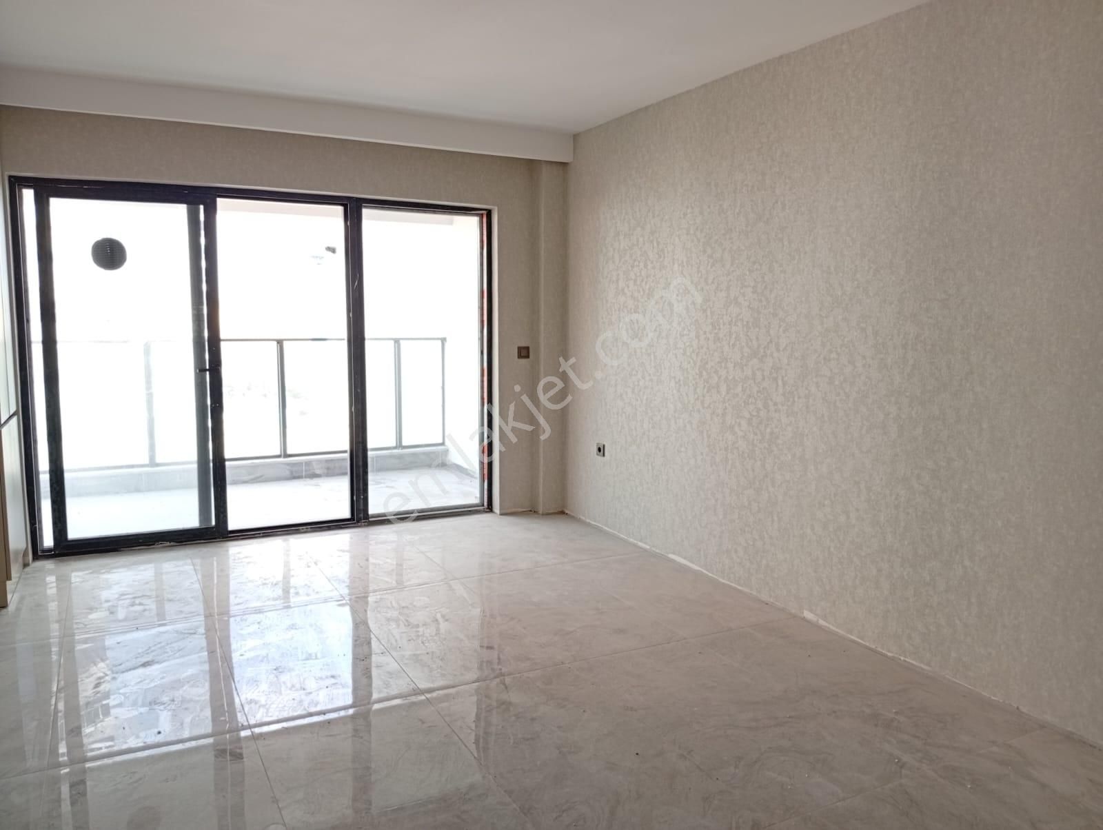 Cadde Üzerinde Süper Lüks Sıfır Ara Kat Daire - Görsel 12