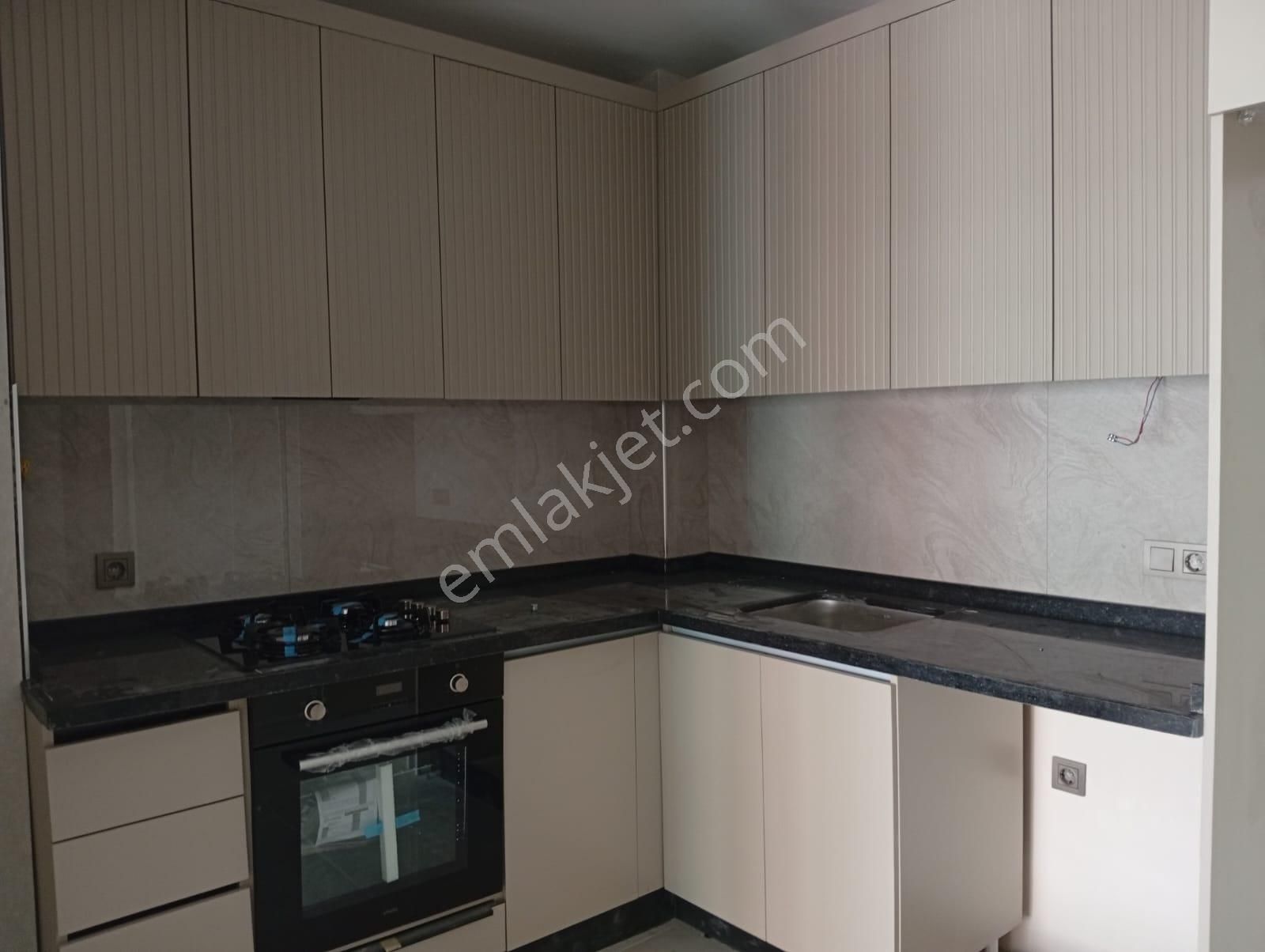 Cadde Üzerinde Süper Lüks Sıfır Ara Kat Daire - Görsel 8