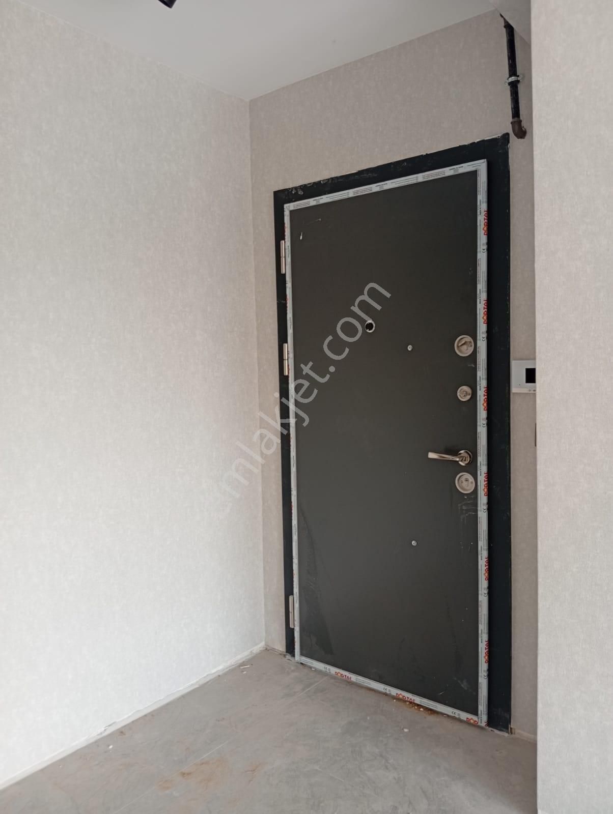 Cadde Üzerinde Süper Lüks Sıfır Ara Kat Daire - Görsel 14