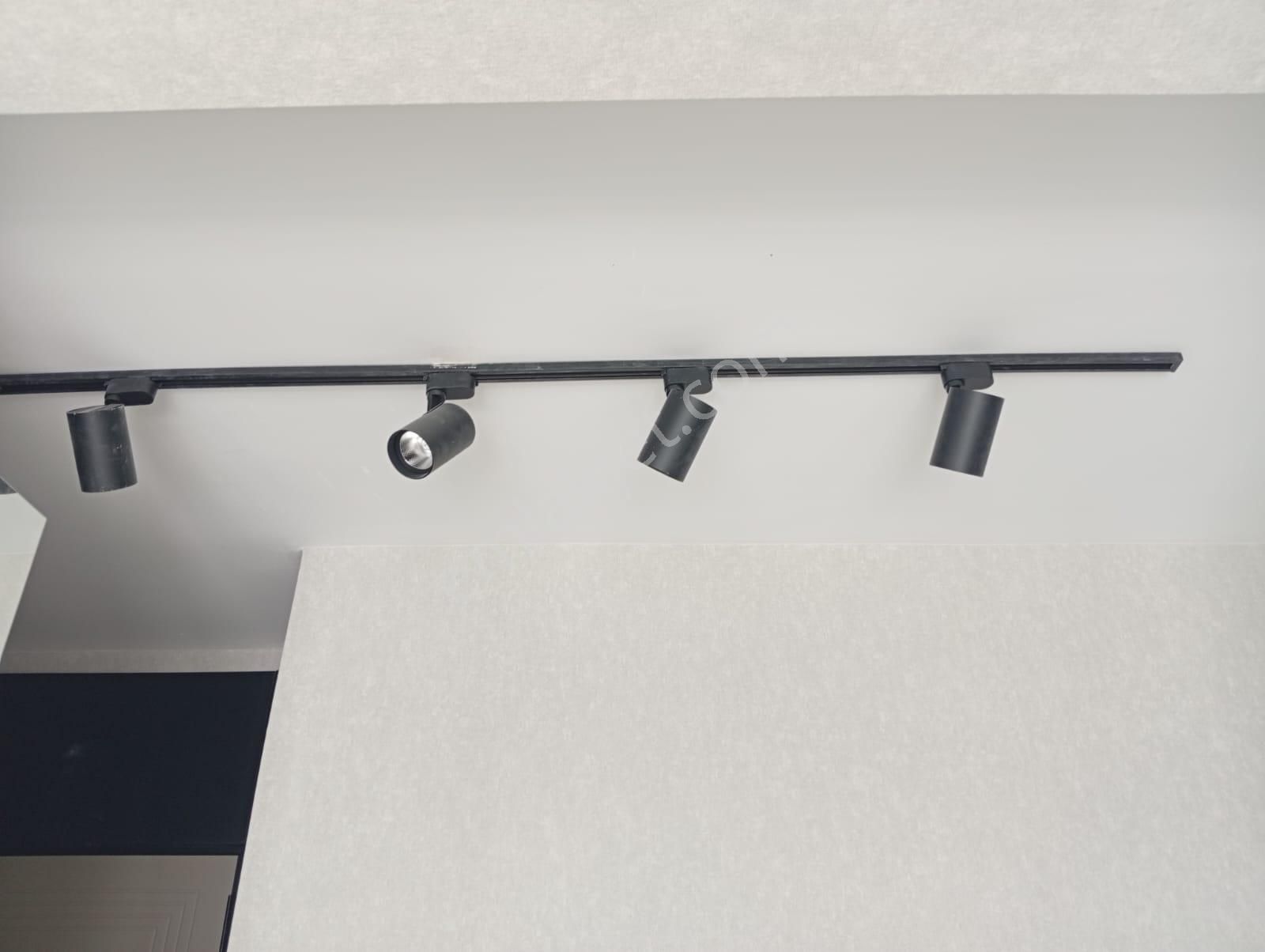 Cadde Üzerinde Süper Lüks Sıfır Ara Kat Daire - Görsel 13