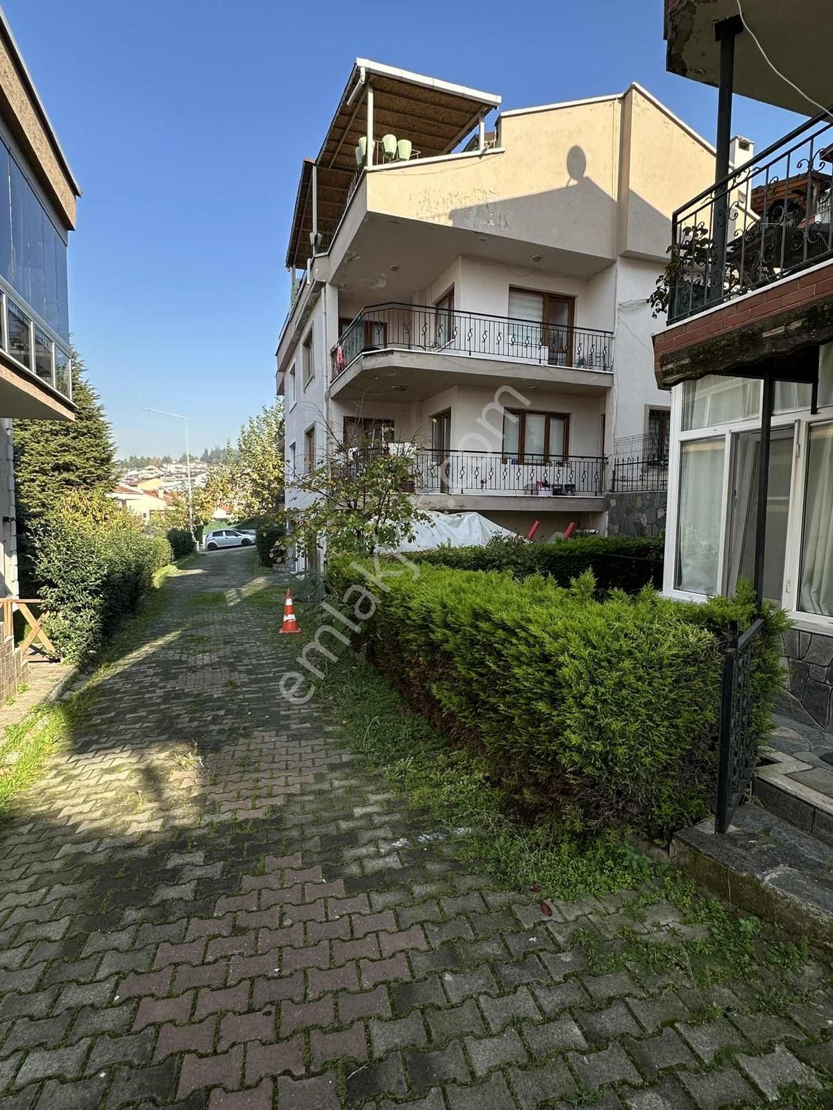 Adakent 2 Villaları Giriş Kat Daire