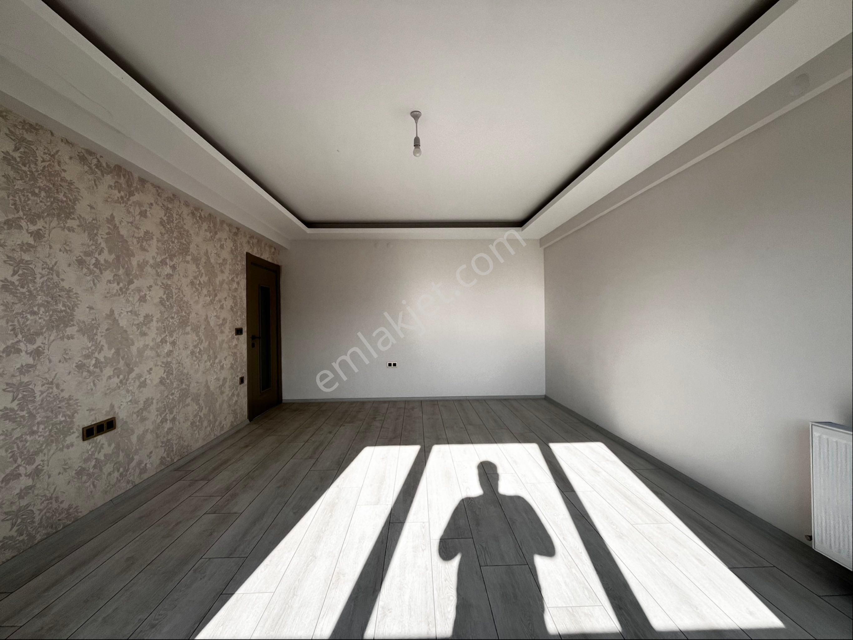 Mimsin'de 3,5+1 Sıfır Lüks Giyinme Odalı Meskenli Daire - Görsel 13