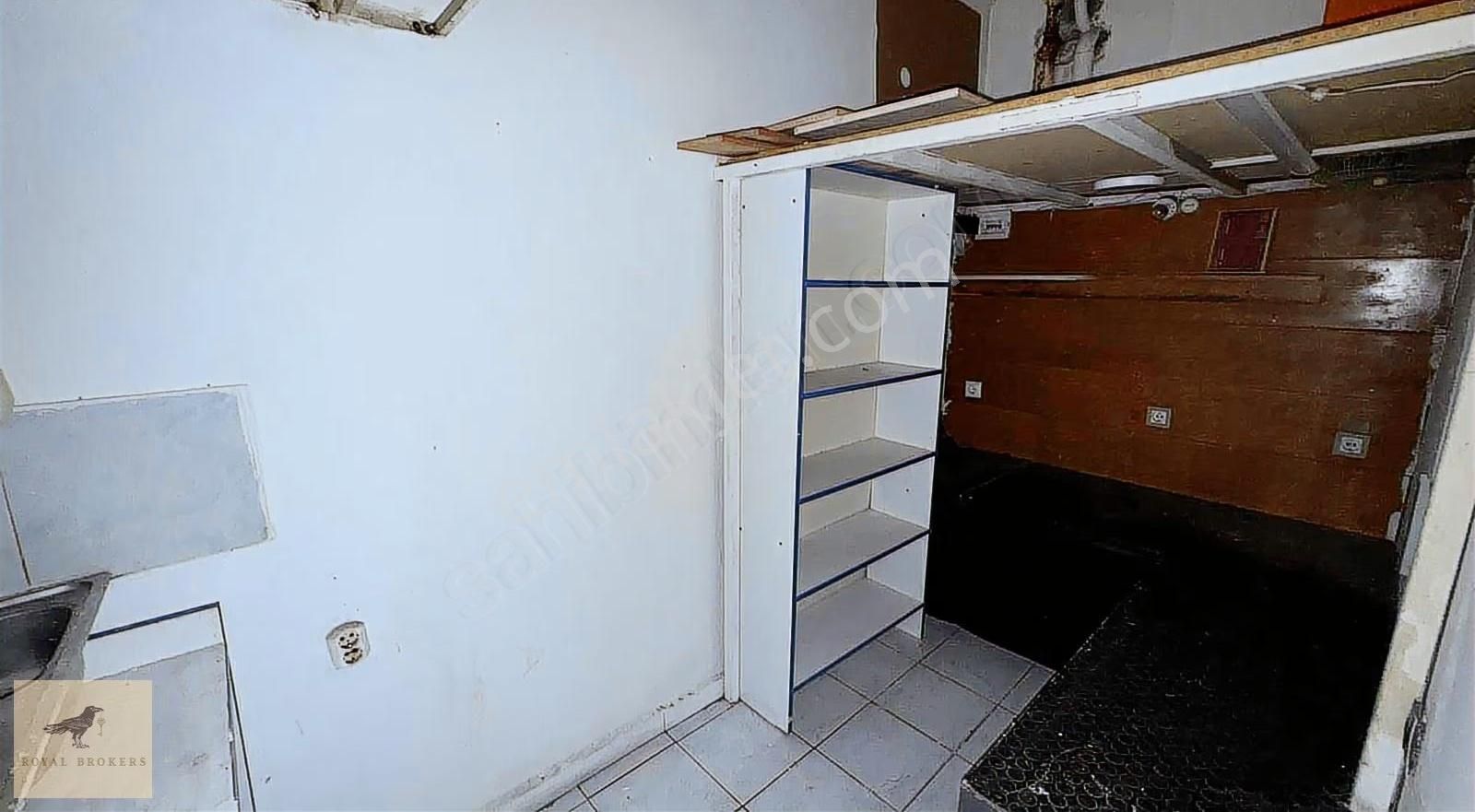 Satılık, Ulusun Kalbinde, Yüksek Ticari Potansiyelli Boş Dükkan - Görsel 6