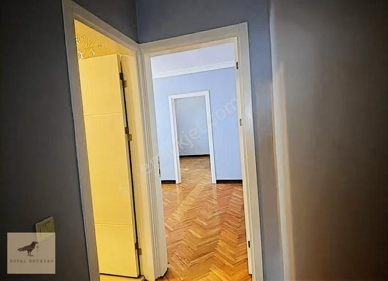 Kiralık Hafta Sokak 3+1, Bakımlı Ofis Veya Konut - Görsel 14