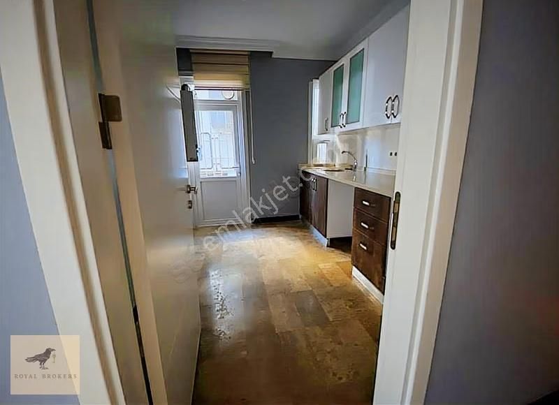 Kiralık Hafta Sokak 3+1, Bakımlı Ofis Veya Konut - Görsel 23