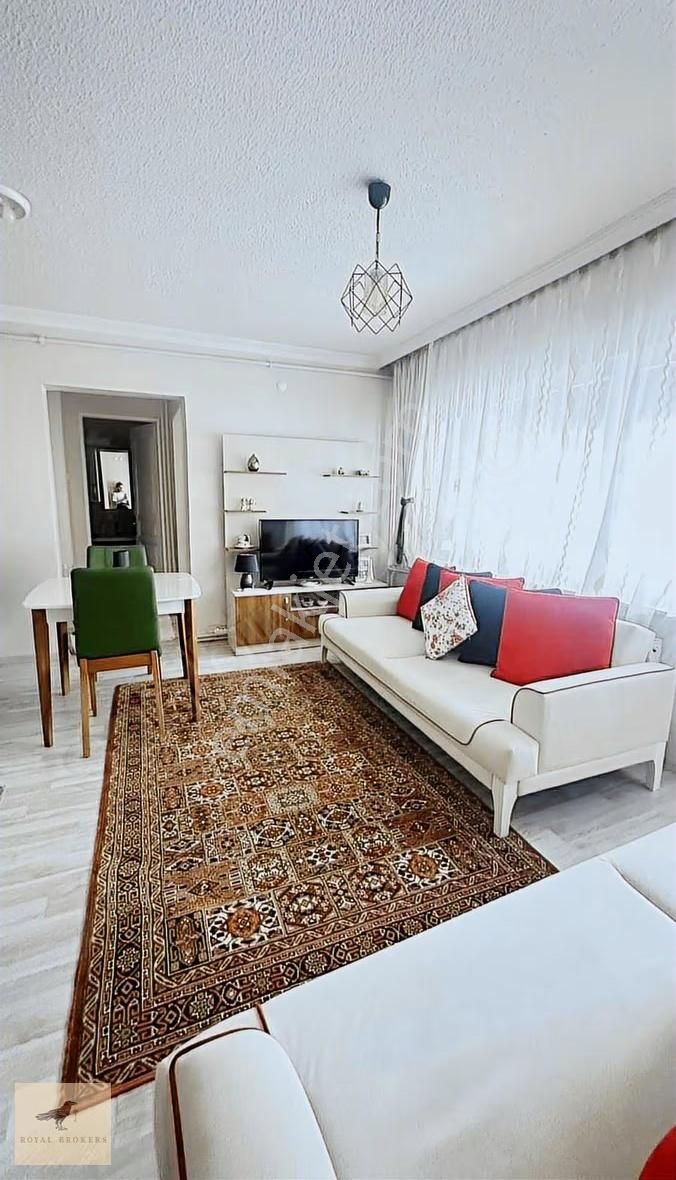 Satılık 1+1 Daire,3.etap Eryaman,metro Yakını,eşyalı,site İçinde - Görsel 9