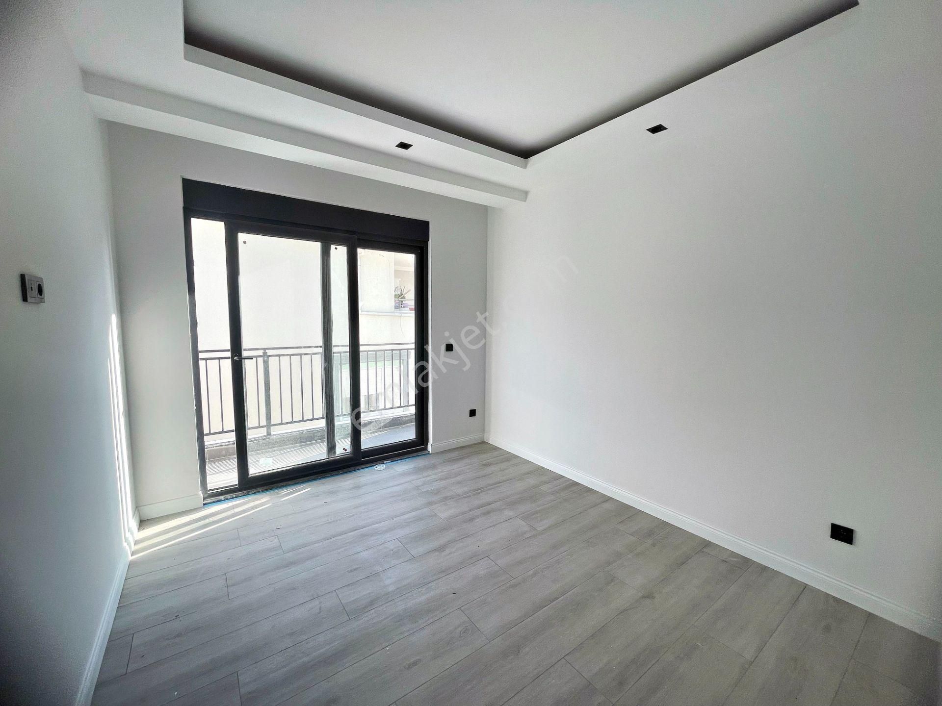 Sarılar Mah Pazaryeri Üst Tarafında Kaliteli 4+1 Dubleks Daire - Görsel 4