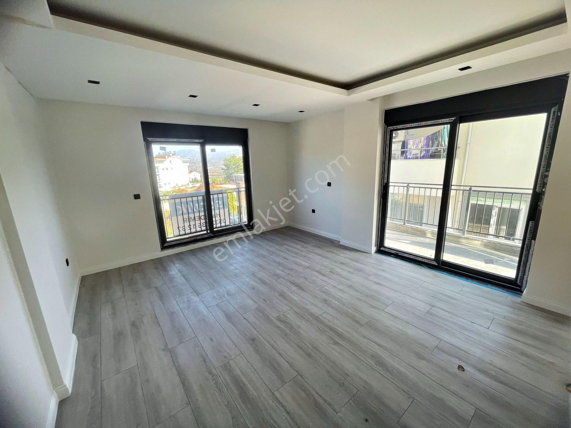 Sarılar Mah Pazaryeri Üst Tarafında Kaliteli 4+1 Dubleks Daire - Görsel 11