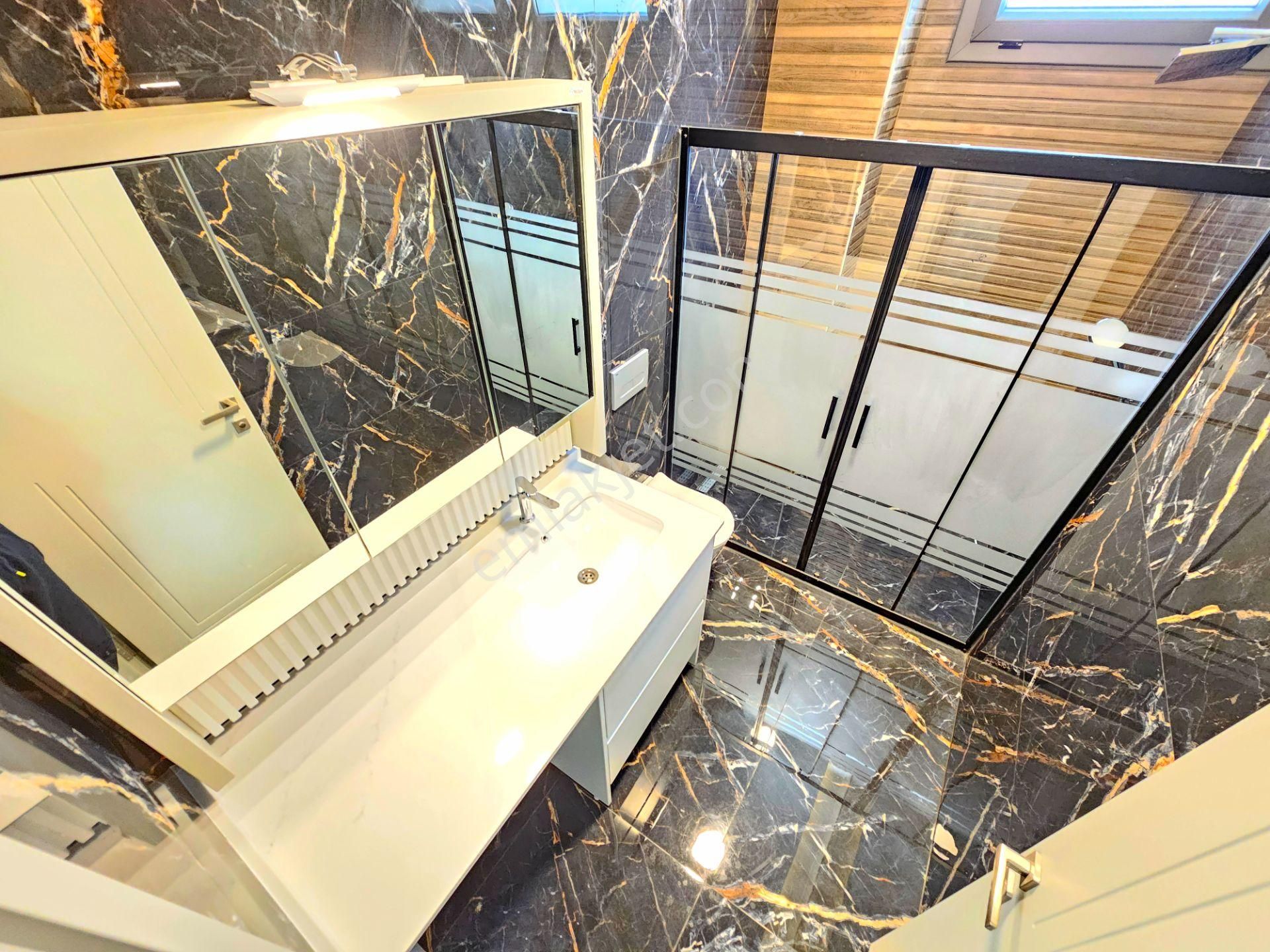 ▀ Körfez'den ▄ Modern Mimaride Doğa İle Bütünleşen Lüx 4+1 Villa - Görsel 31