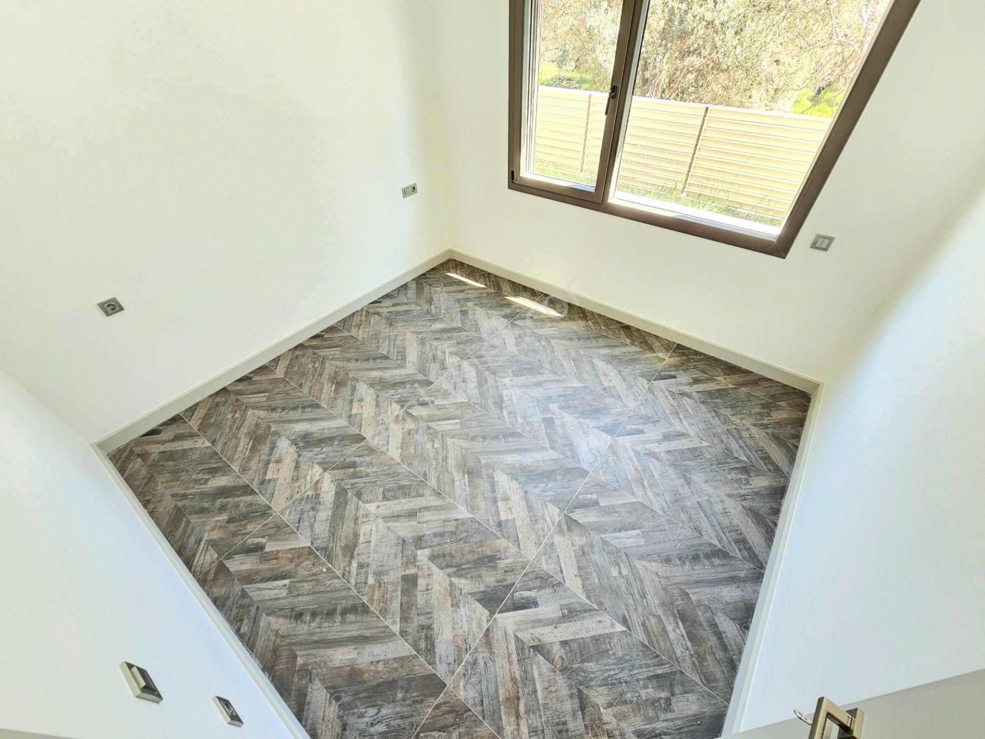 ▀ Körfez'den ▄ Modern Mimaride Doğa İle Bütünleşen Lüx 4+1 Villa - Görsel 28