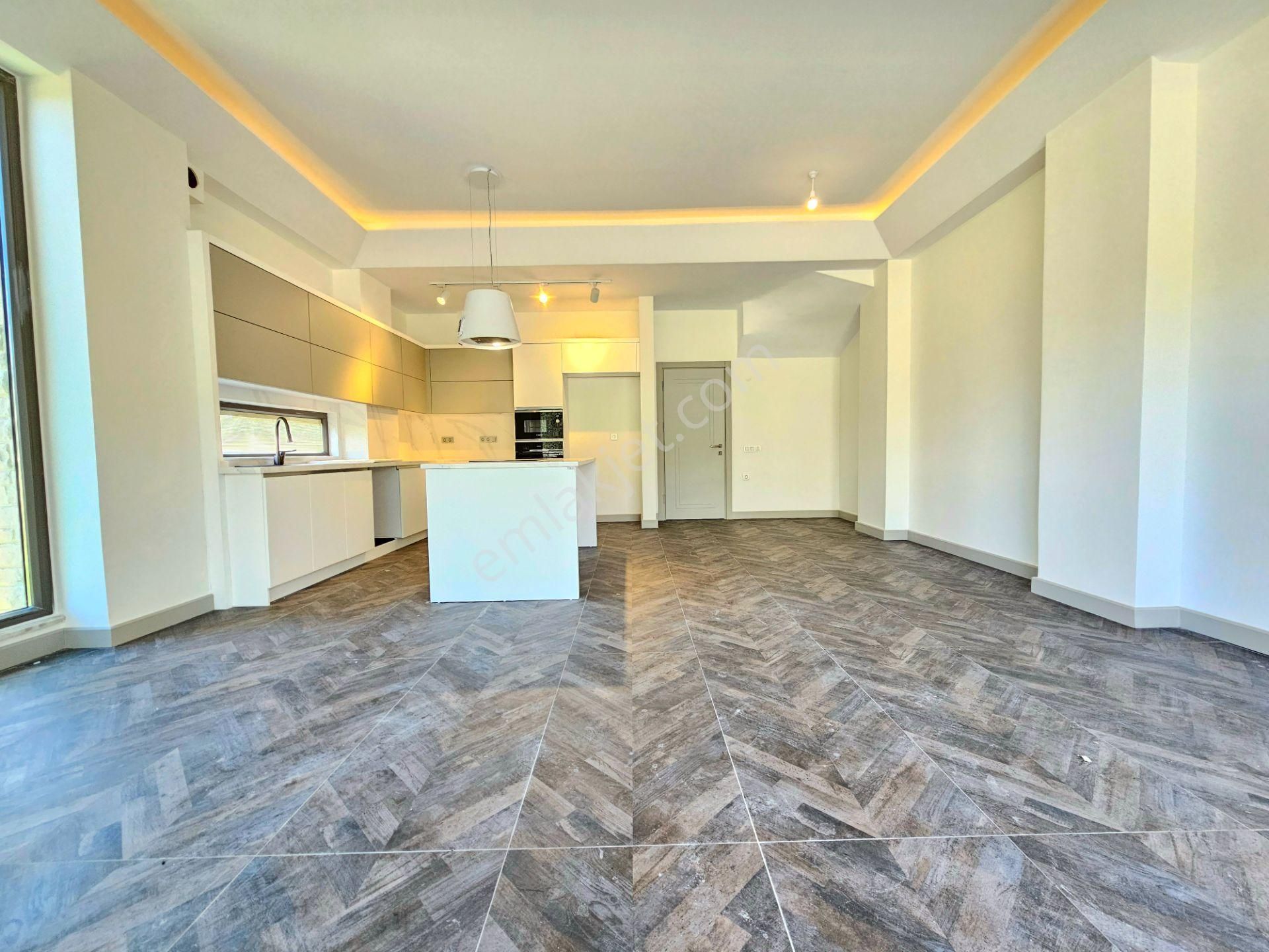 ▀ Körfez'den ▄ Modern Mimaride Doğa İle Bütünleşen Lüx 4+1 Villa - Görsel 11