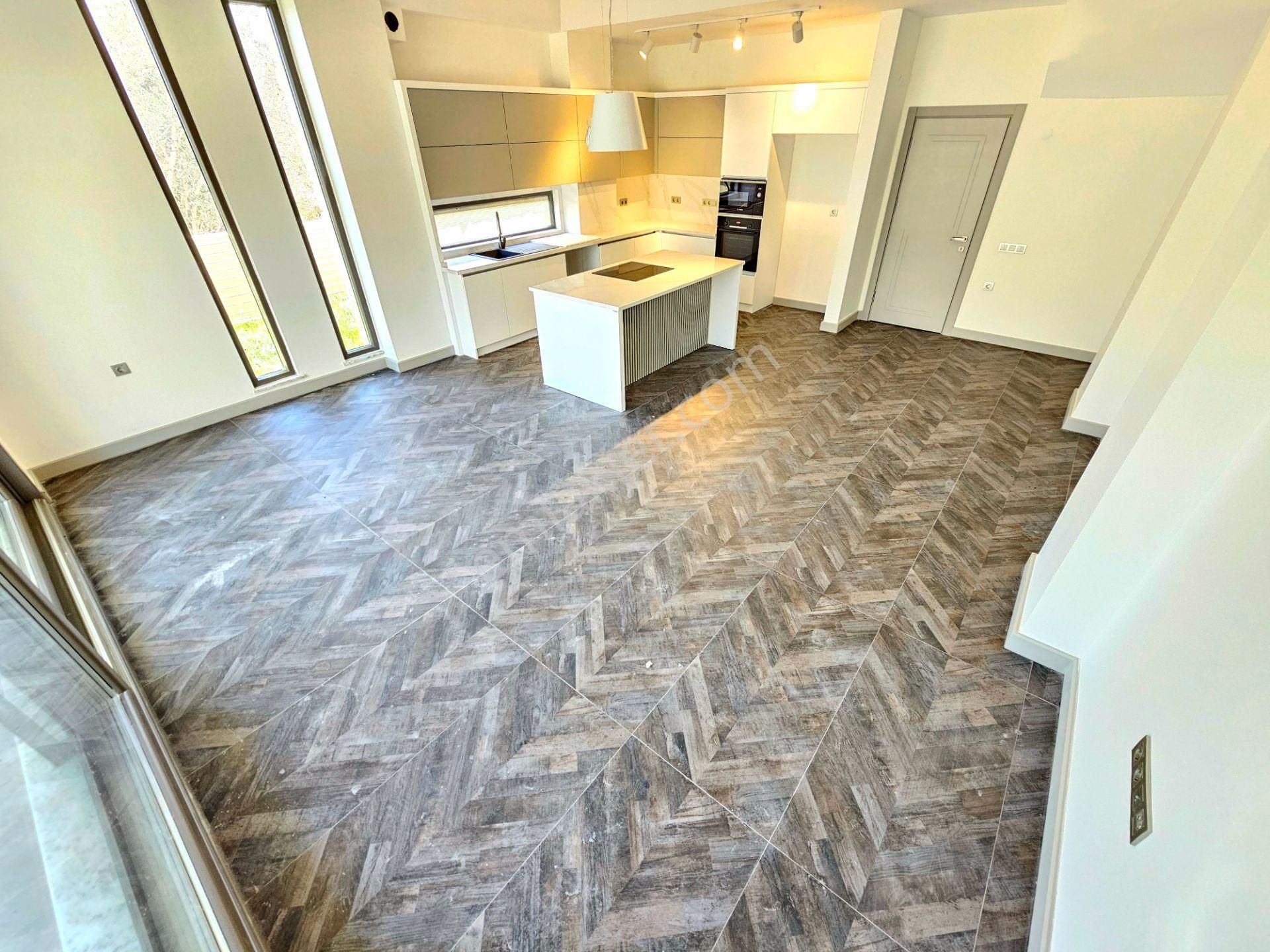 ▀ Körfez'den ▄ Modern Mimaride Doğa İle Bütünleşen Lüx 4+1 Villa - Görsel 35