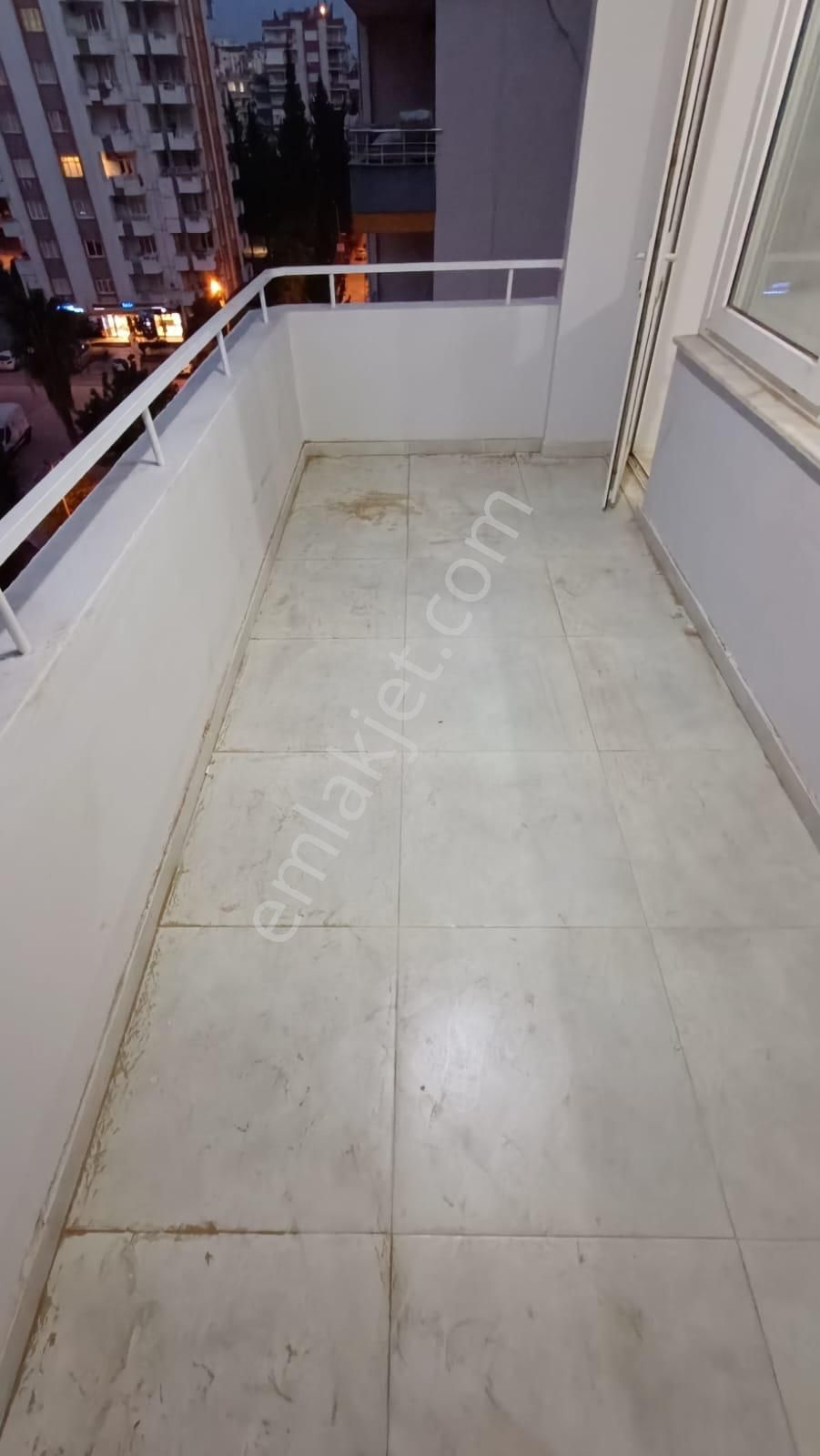 Güzelyalı Mah.t.özala Yakın 3+1 Kapalı Mutfak İçi Yeni Yapılı - Görsel 12